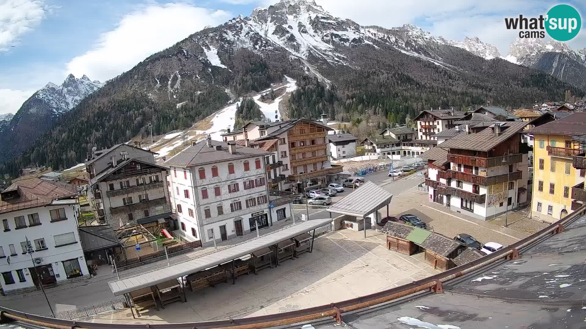 Hauptplatz von Forni di Sopra