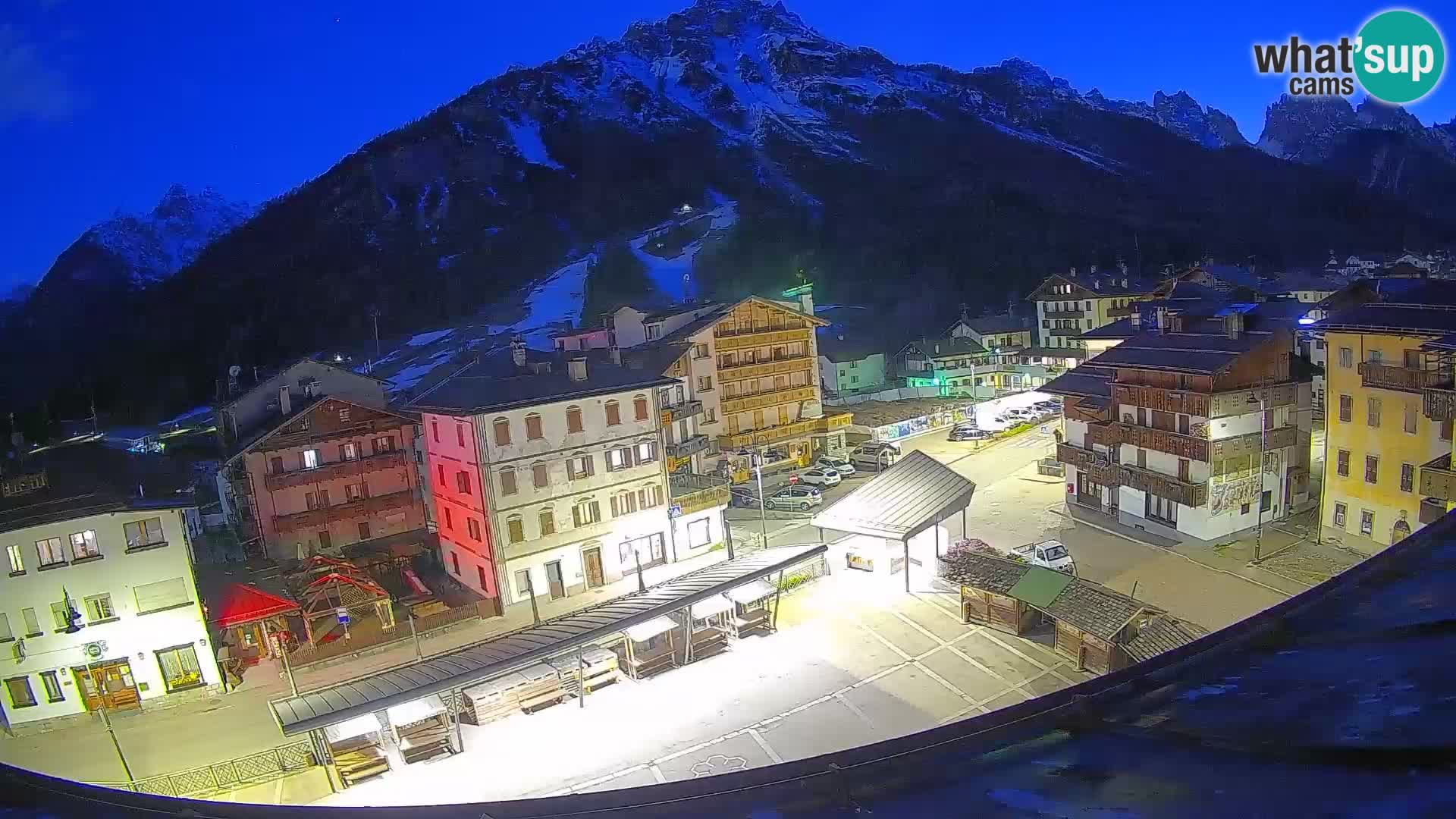 Hauptplatz von Forni di Sopra
