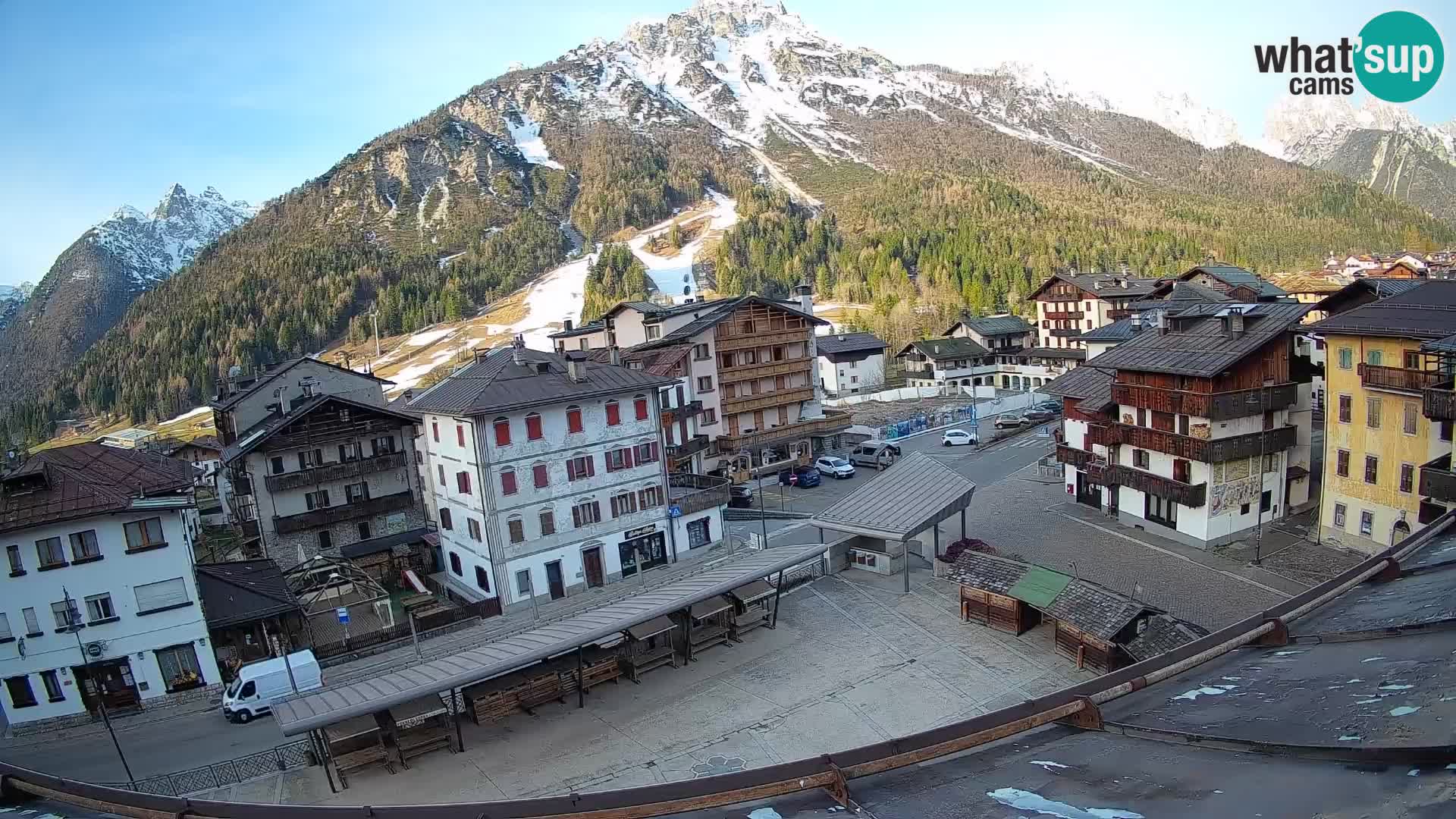 Hauptplatz von Forni di Sopra