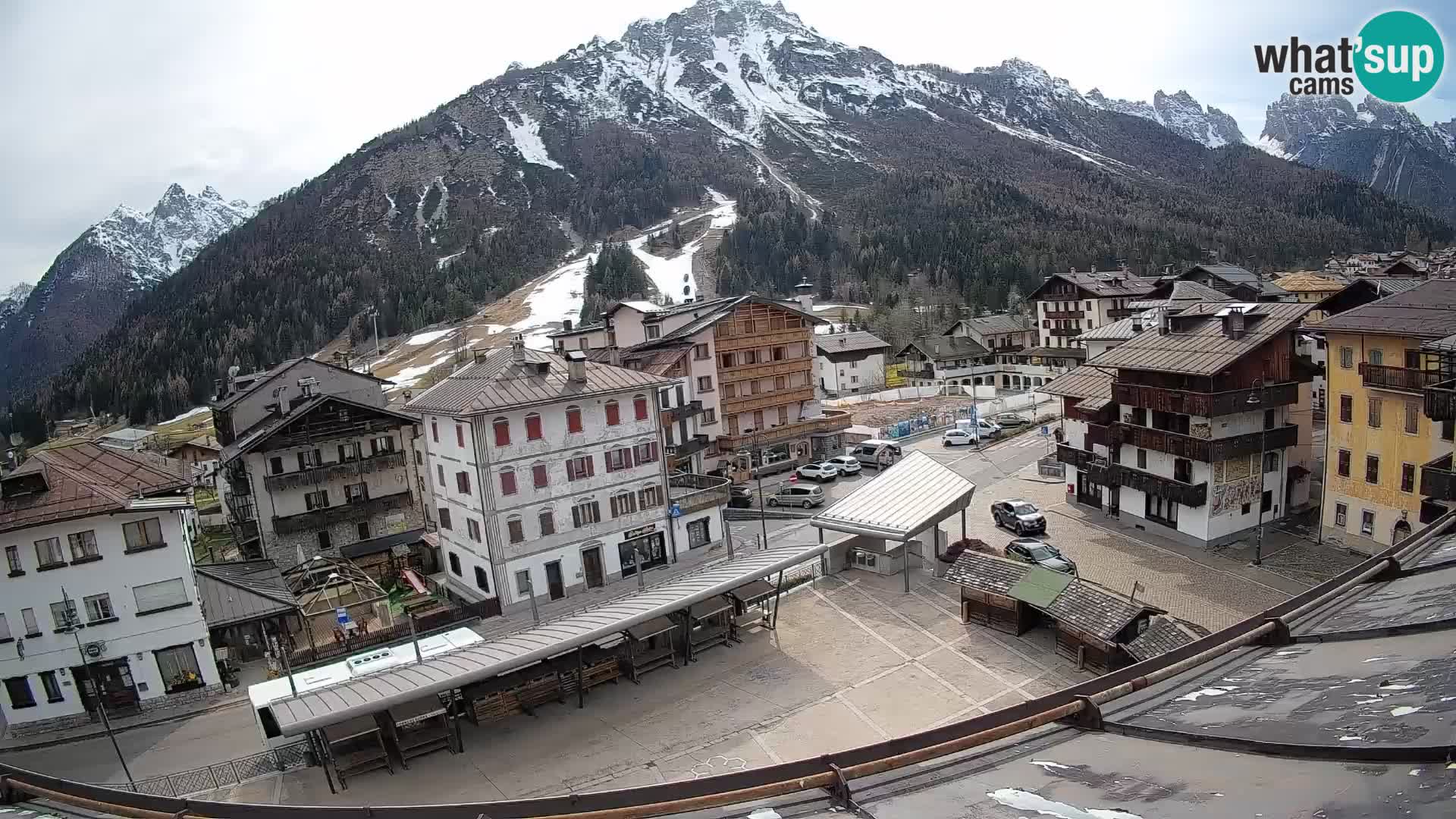 Hauptplatz von Forni di Sopra