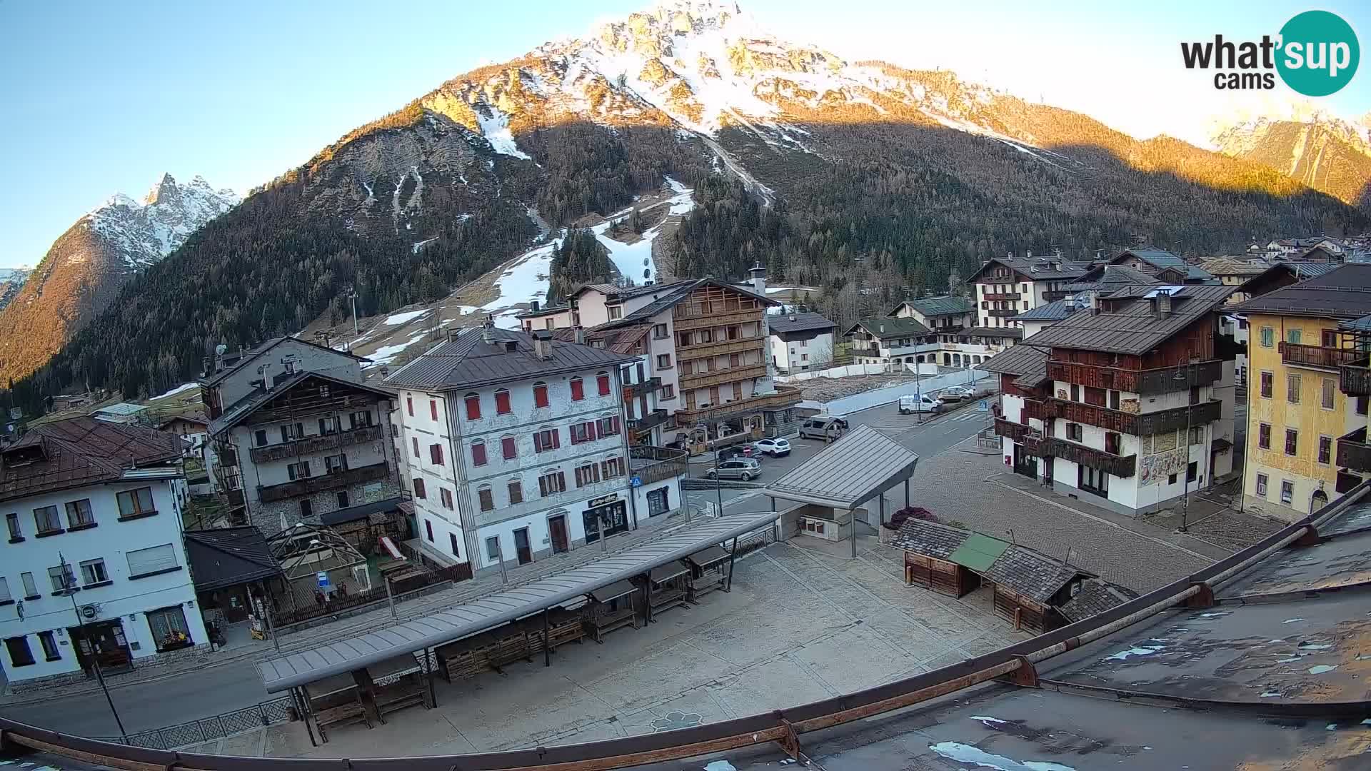 Hauptplatz von Forni di Sopra