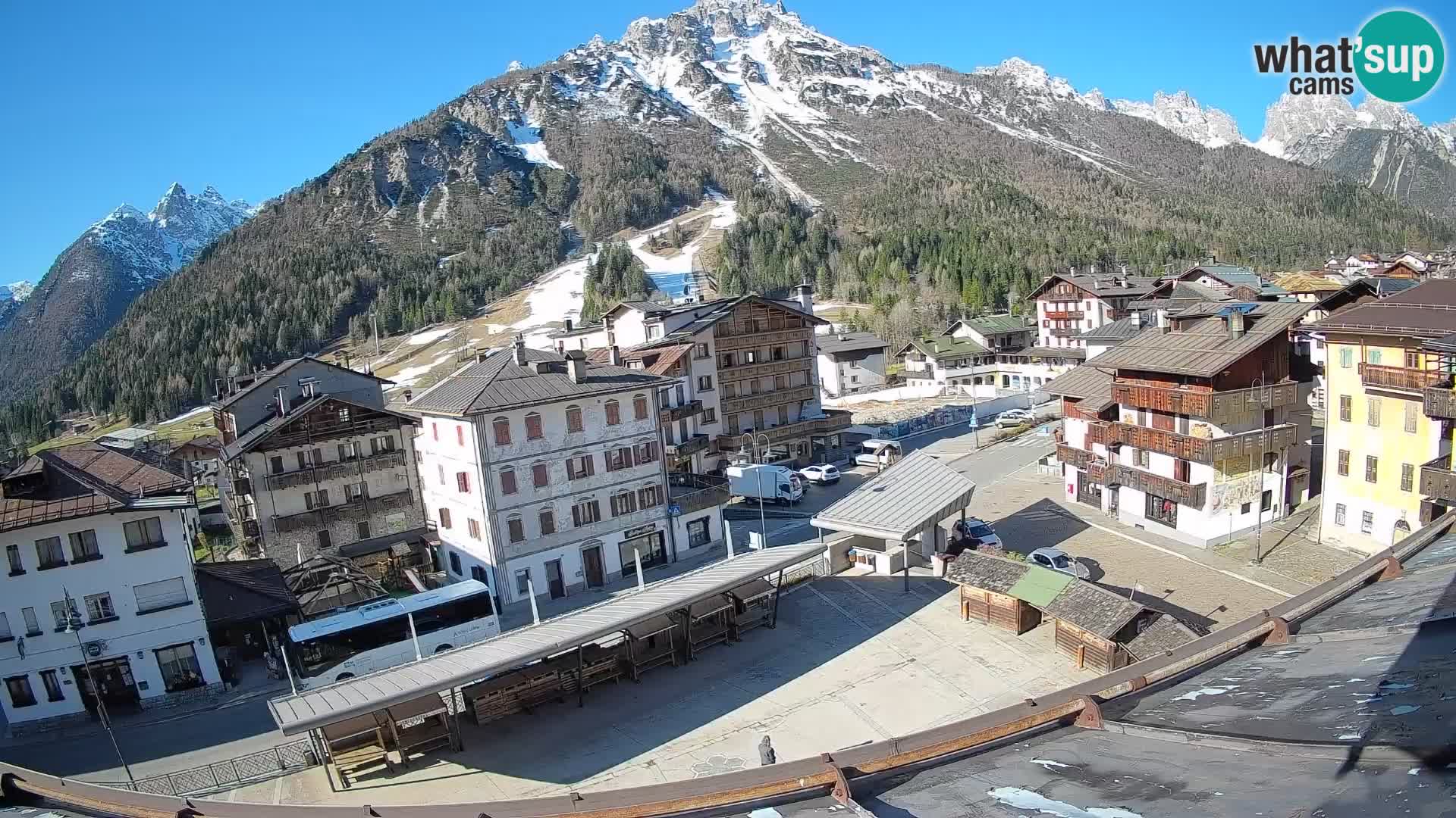 Hauptplatz von Forni di Sopra