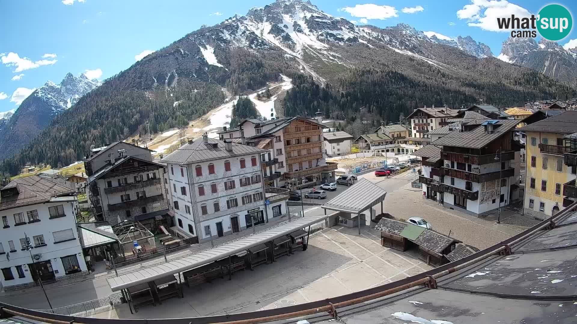 Hauptplatz von Forni di Sopra