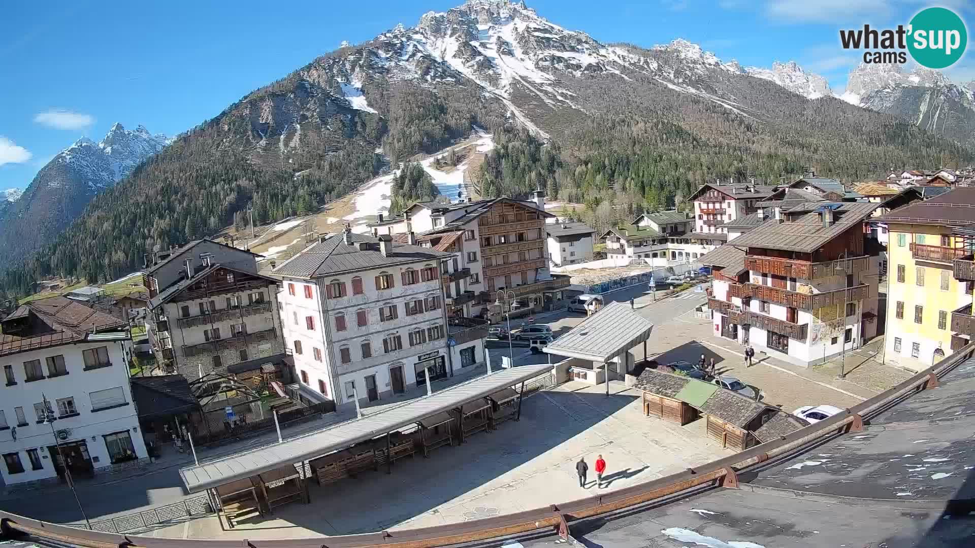 Hauptplatz von Forni di Sopra