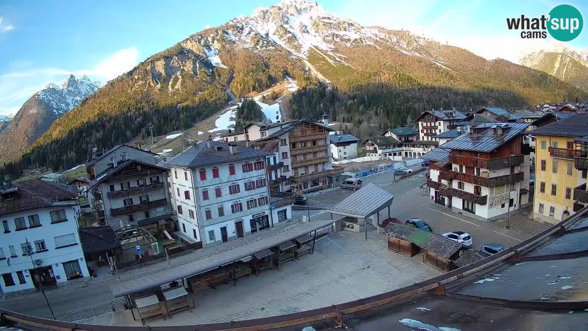 Hauptplatz von Forni di Sopra