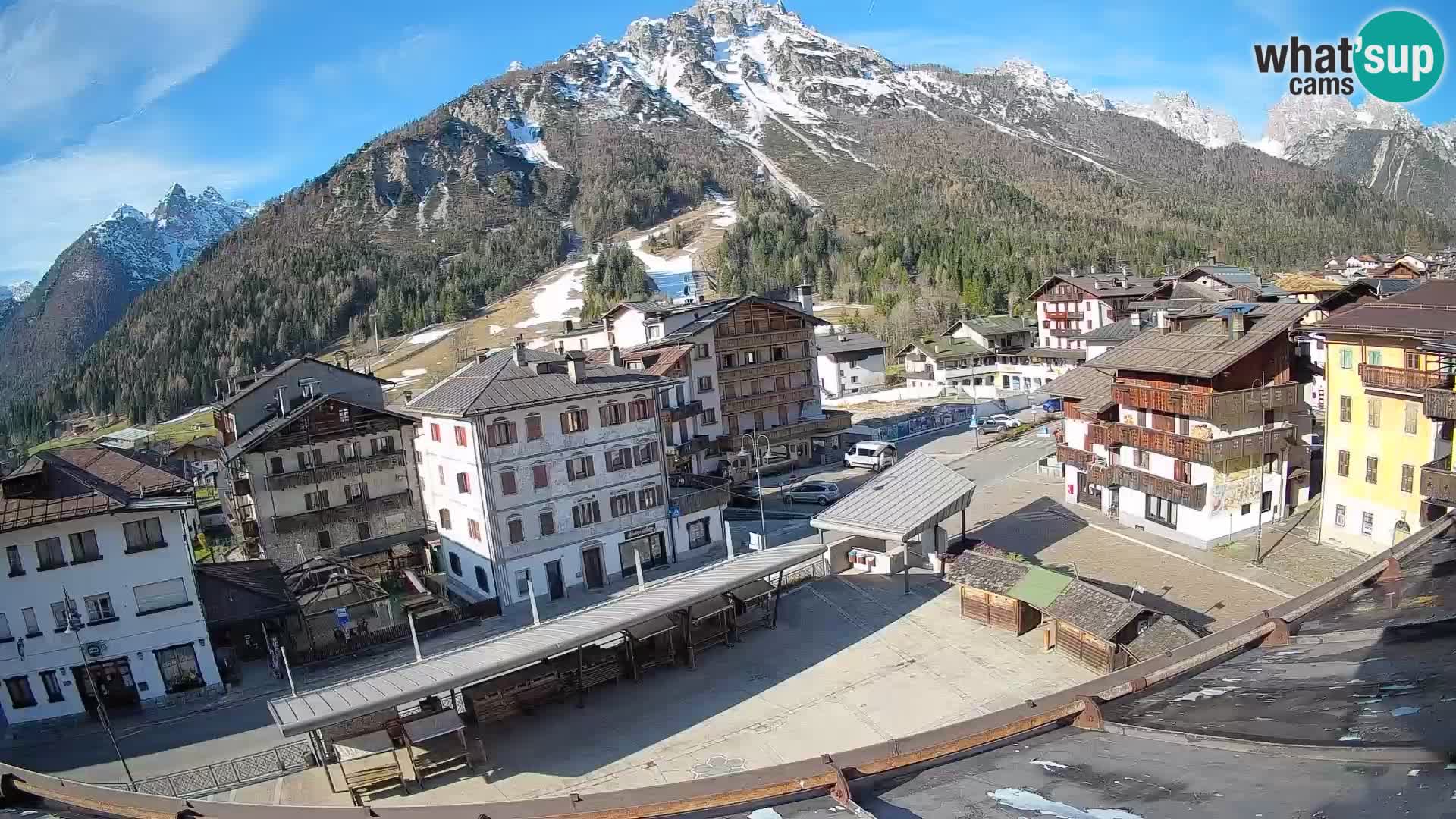 Hauptplatz von Forni di Sopra