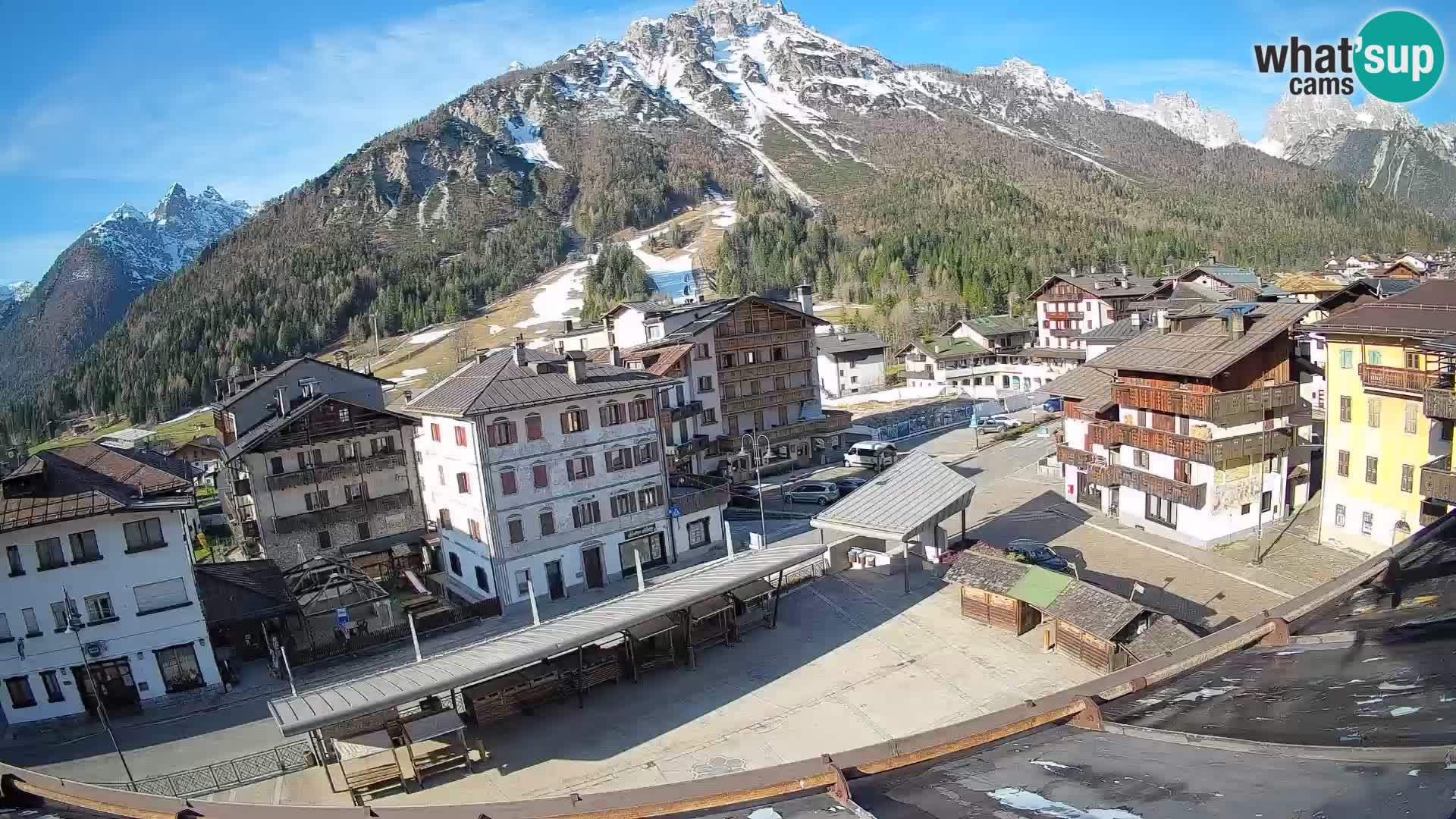 Hauptplatz von Forni di Sopra