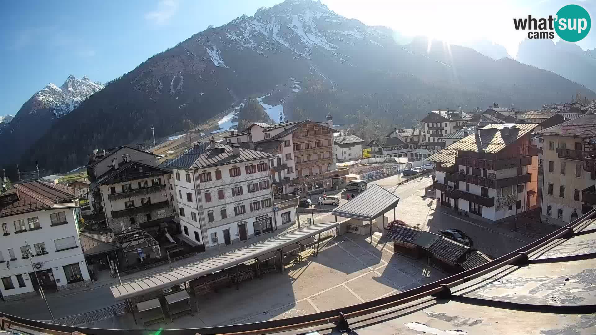 Plaza principal de Forni di Sopra
