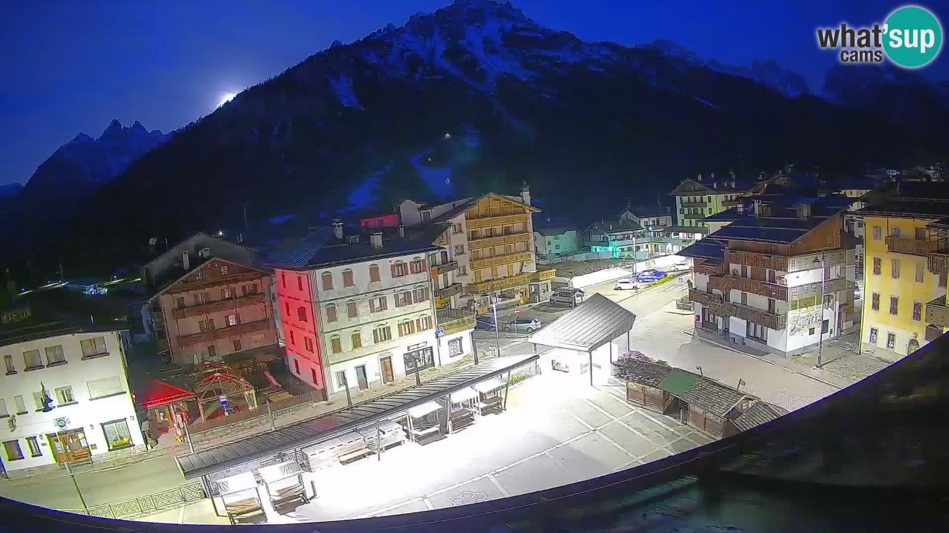 Hauptplatz von Forni di Sopra