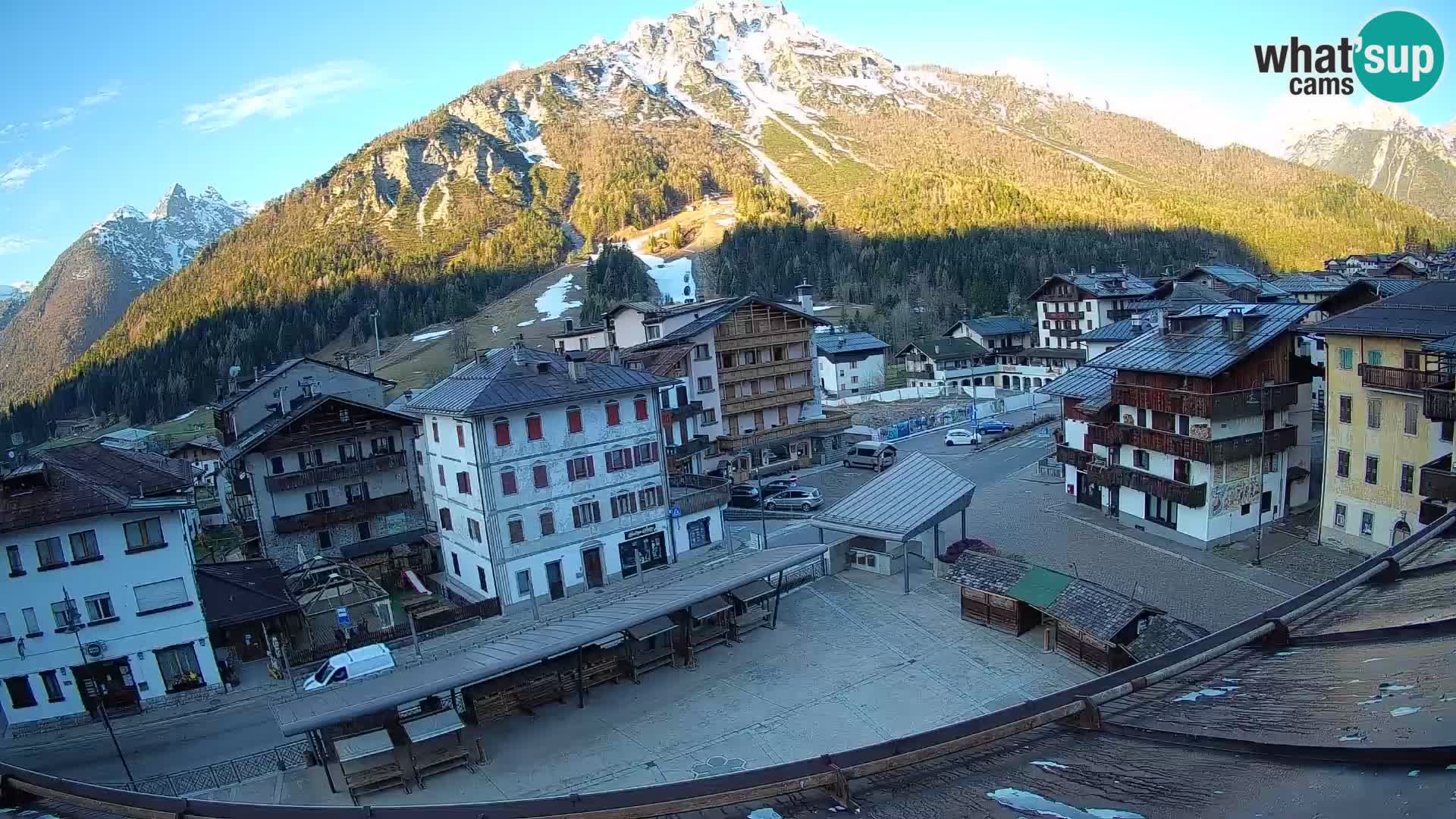 Hauptplatz von Forni di Sopra