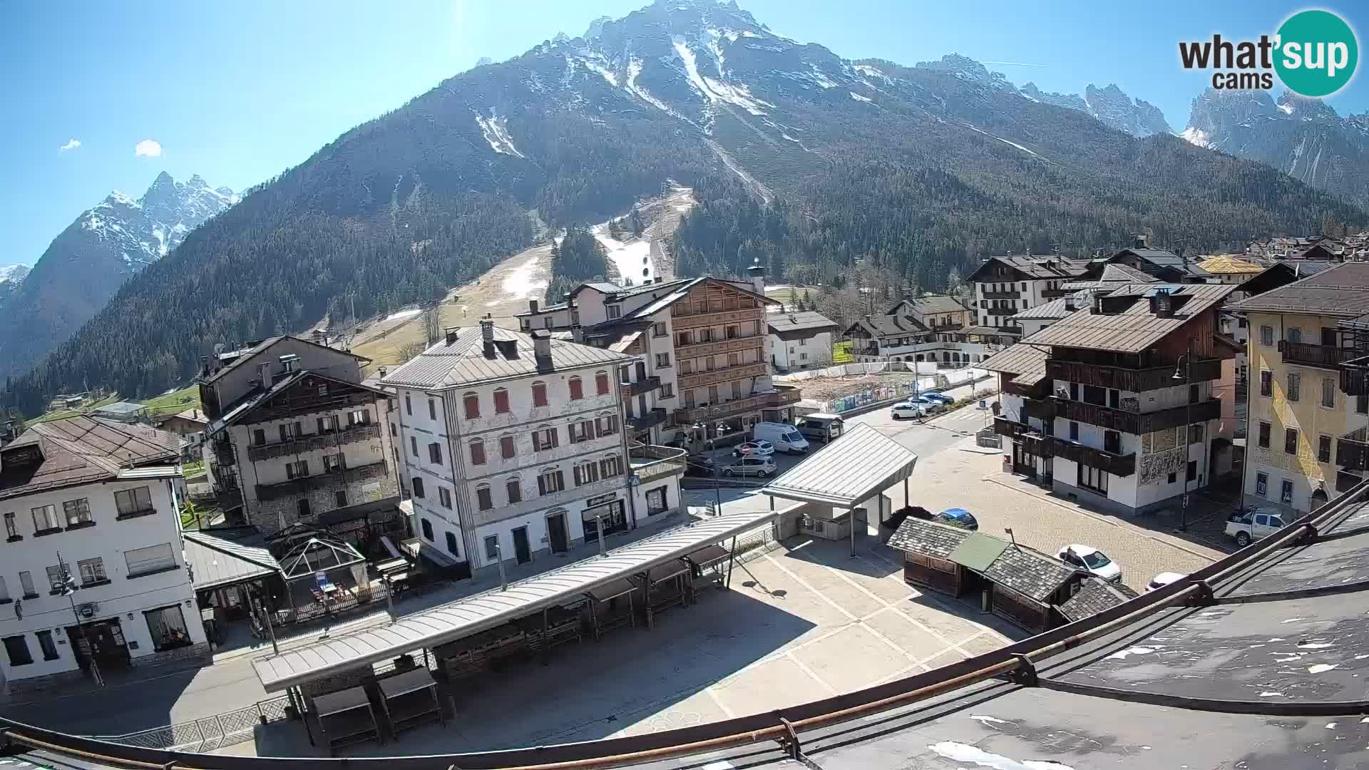 Hauptplatz von Forni di Sopra