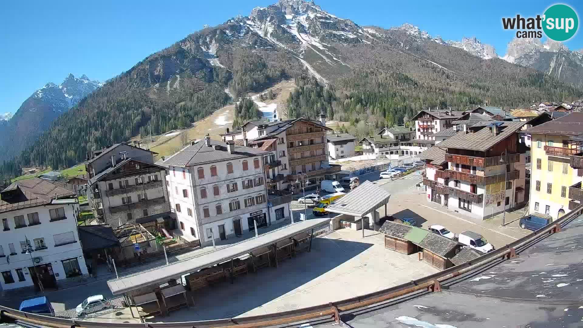 Hauptplatz von Forni di Sopra