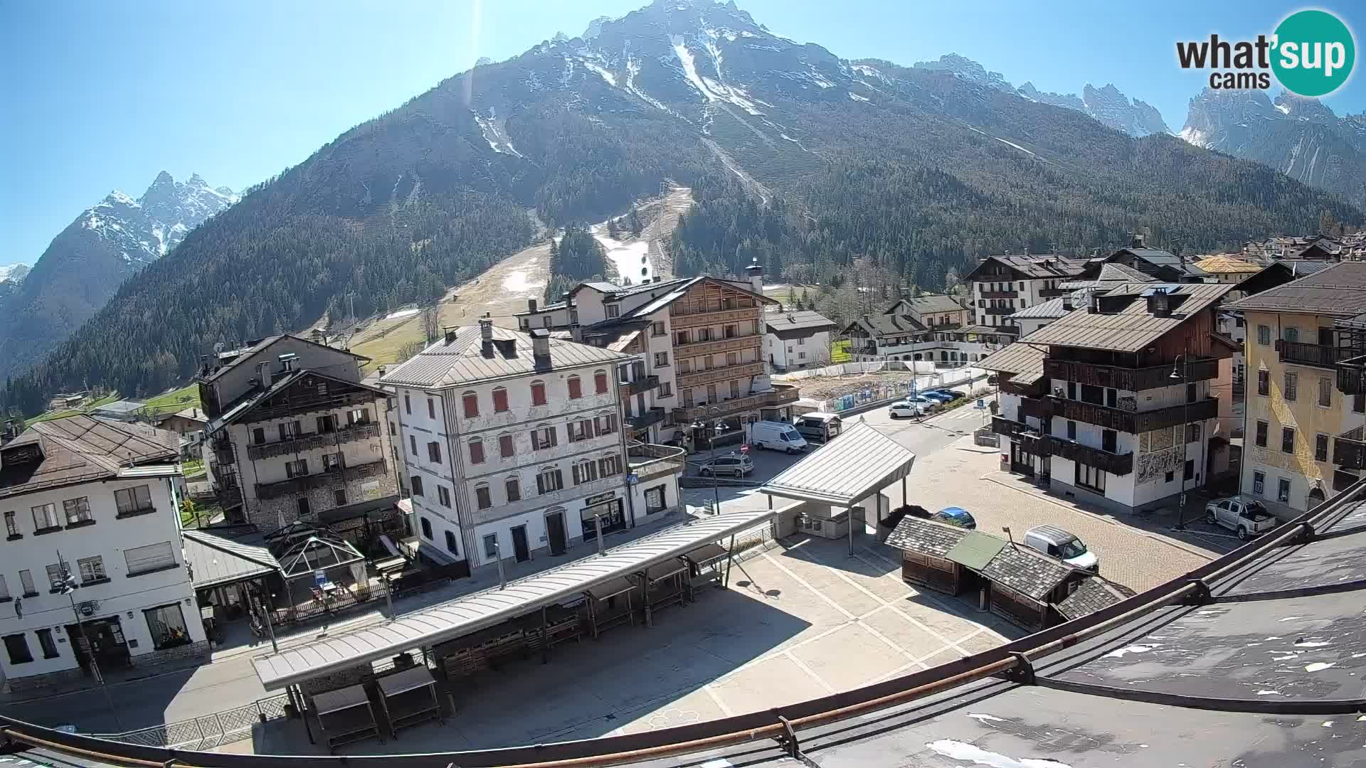 Hauptplatz von Forni di Sopra