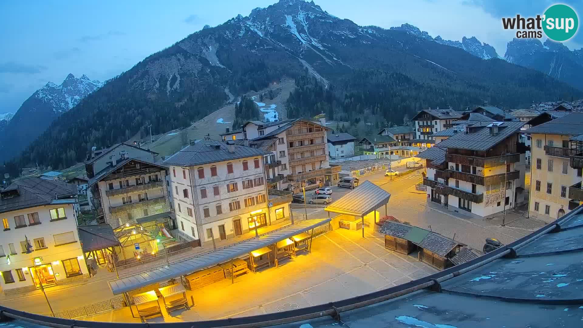 Hauptplatz von Forni di Sopra