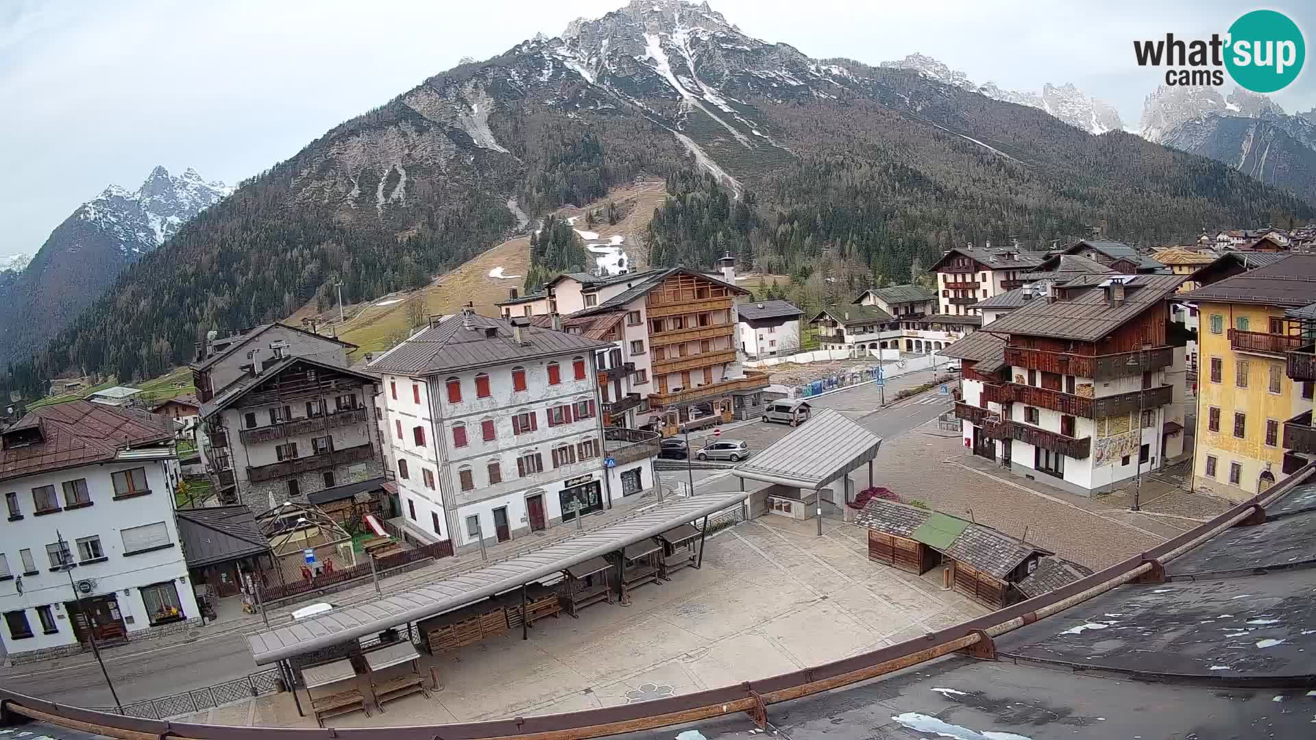 Hauptplatz von Forni di Sopra