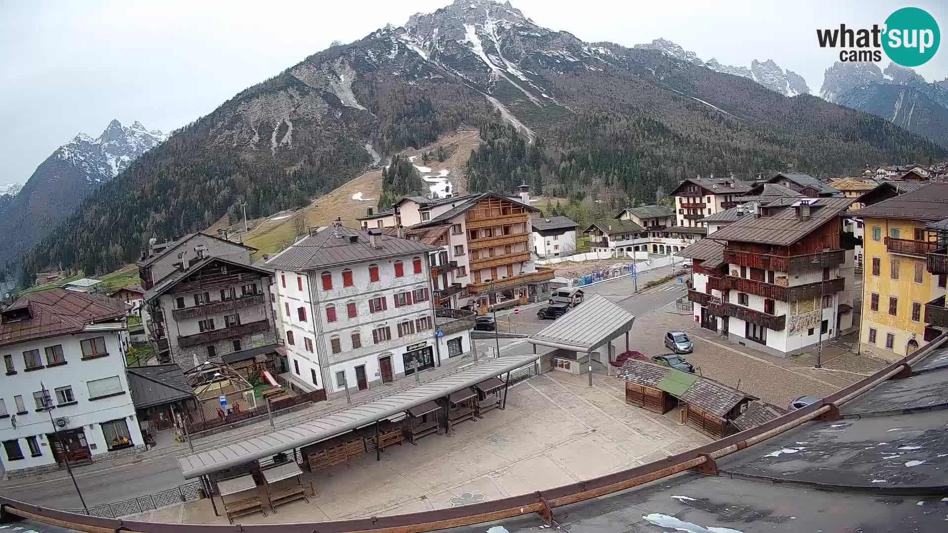 Hauptplatz von Forni di Sopra