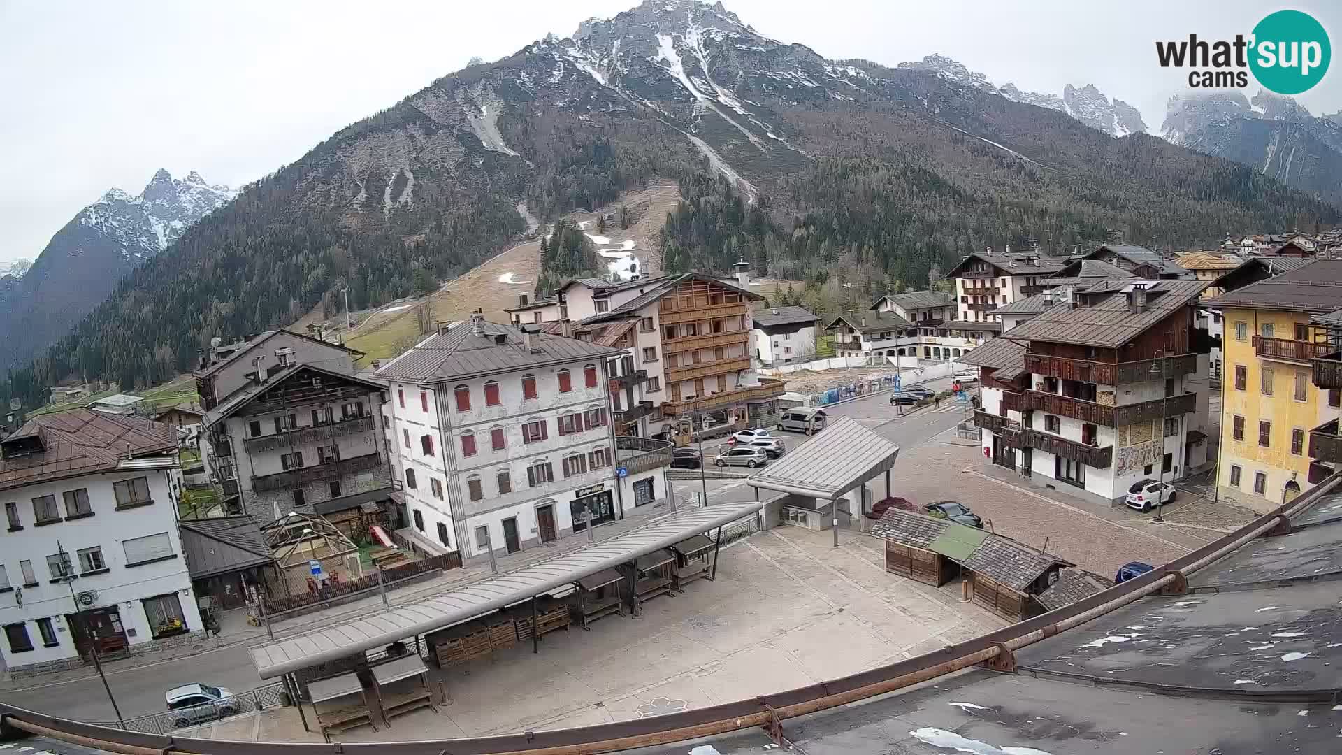Hauptplatz von Forni di Sopra