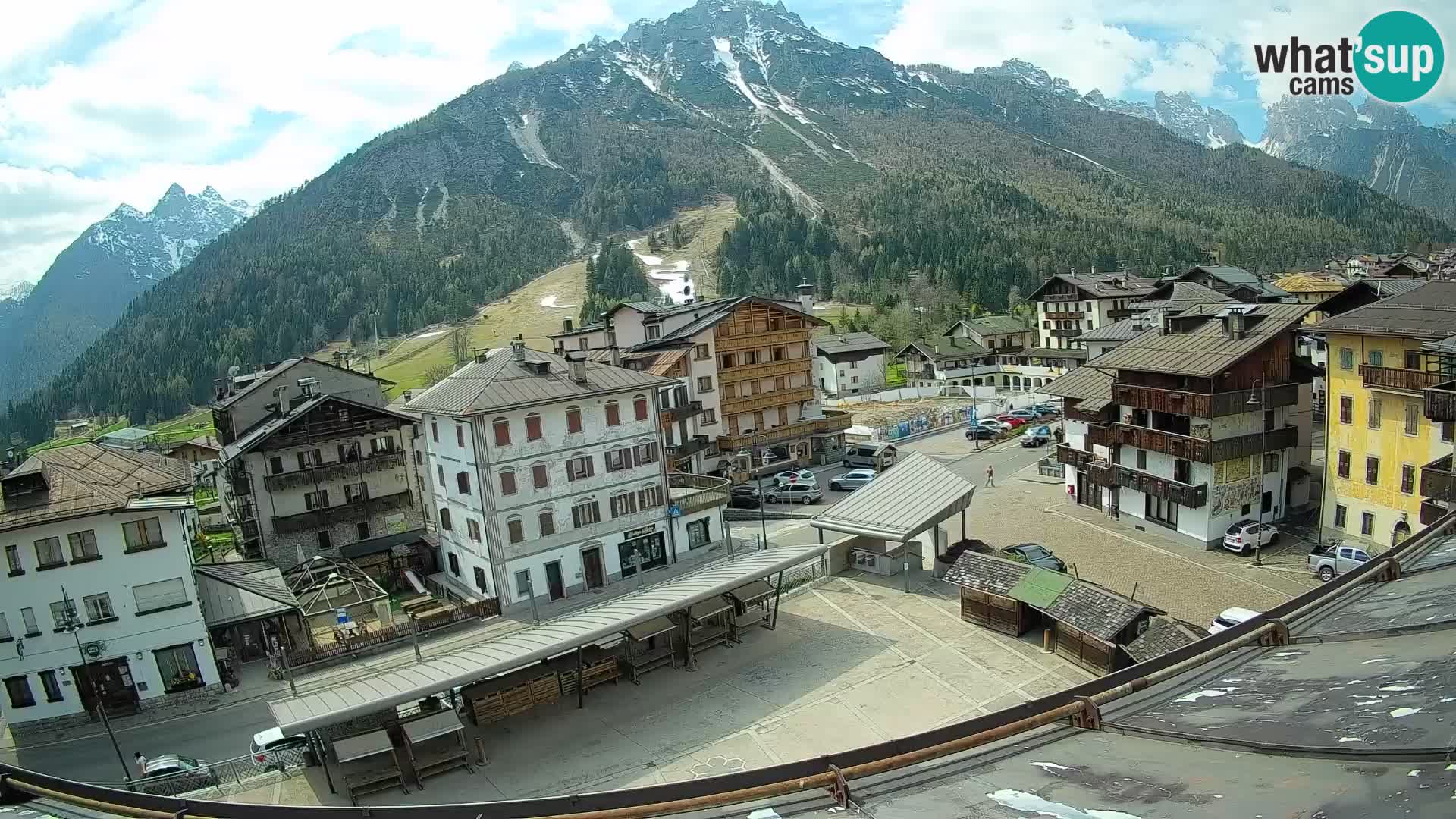 Hauptplatz von Forni di Sopra