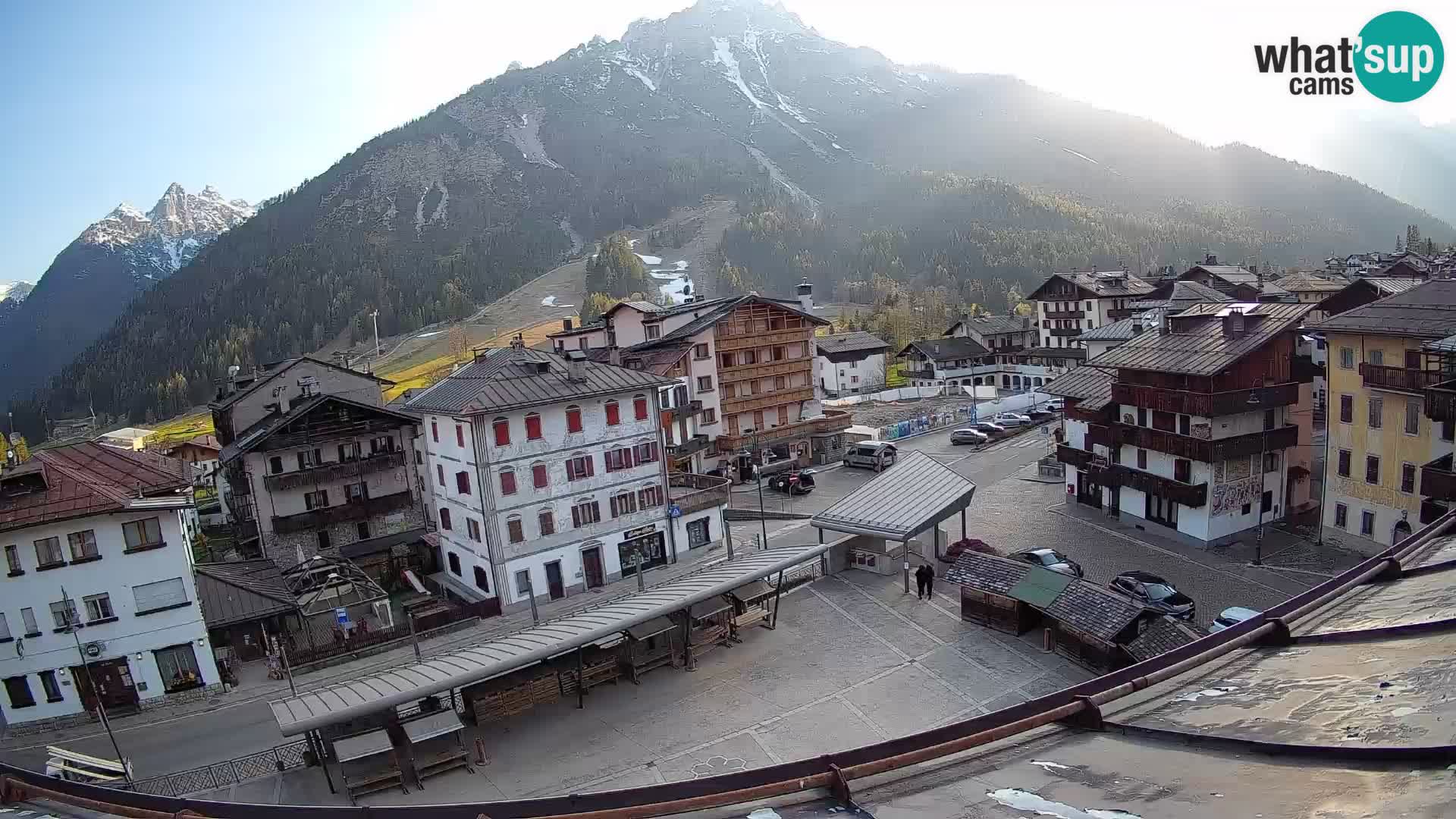 Plaza principal de Forni di Sopra