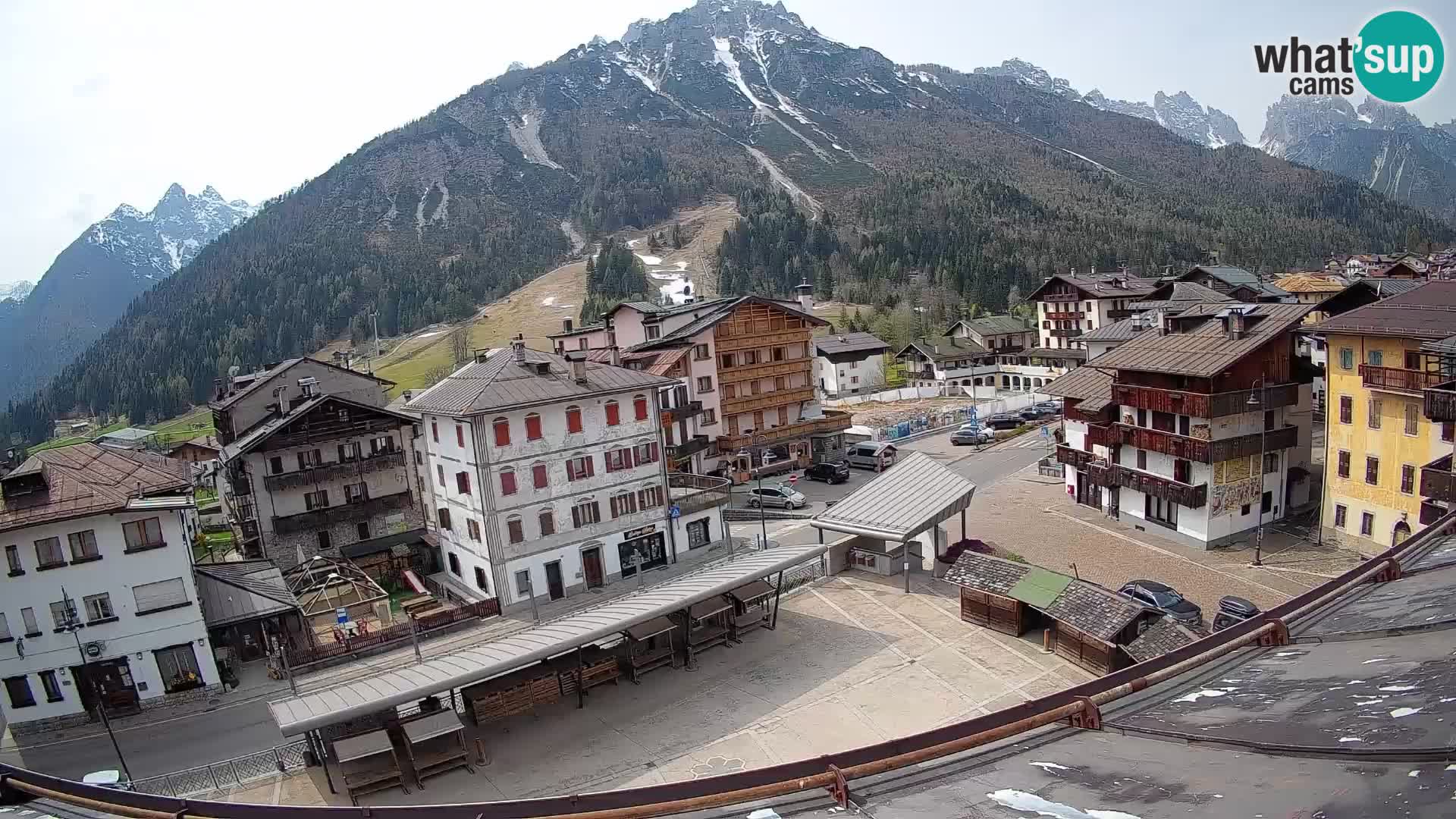 Hauptplatz von Forni di Sopra