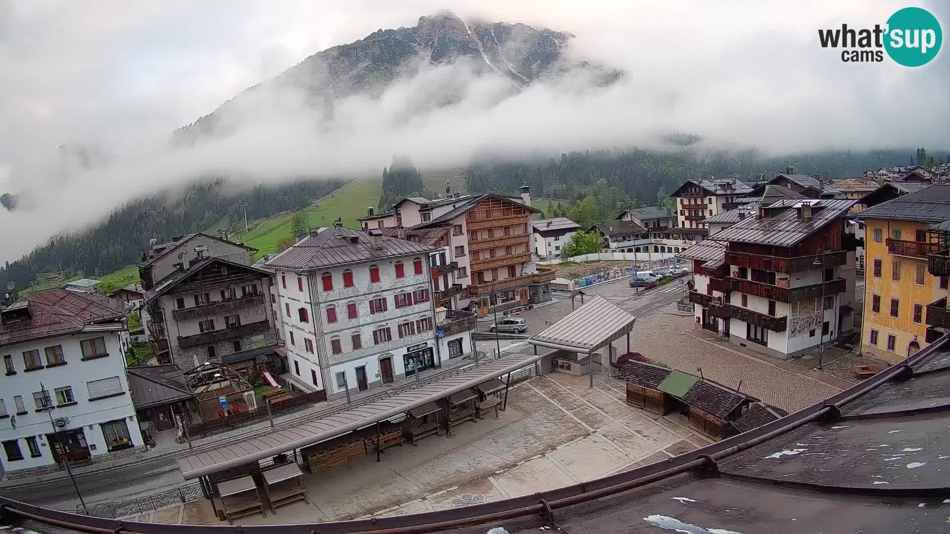 Hauptplatz von Forni di Sopra