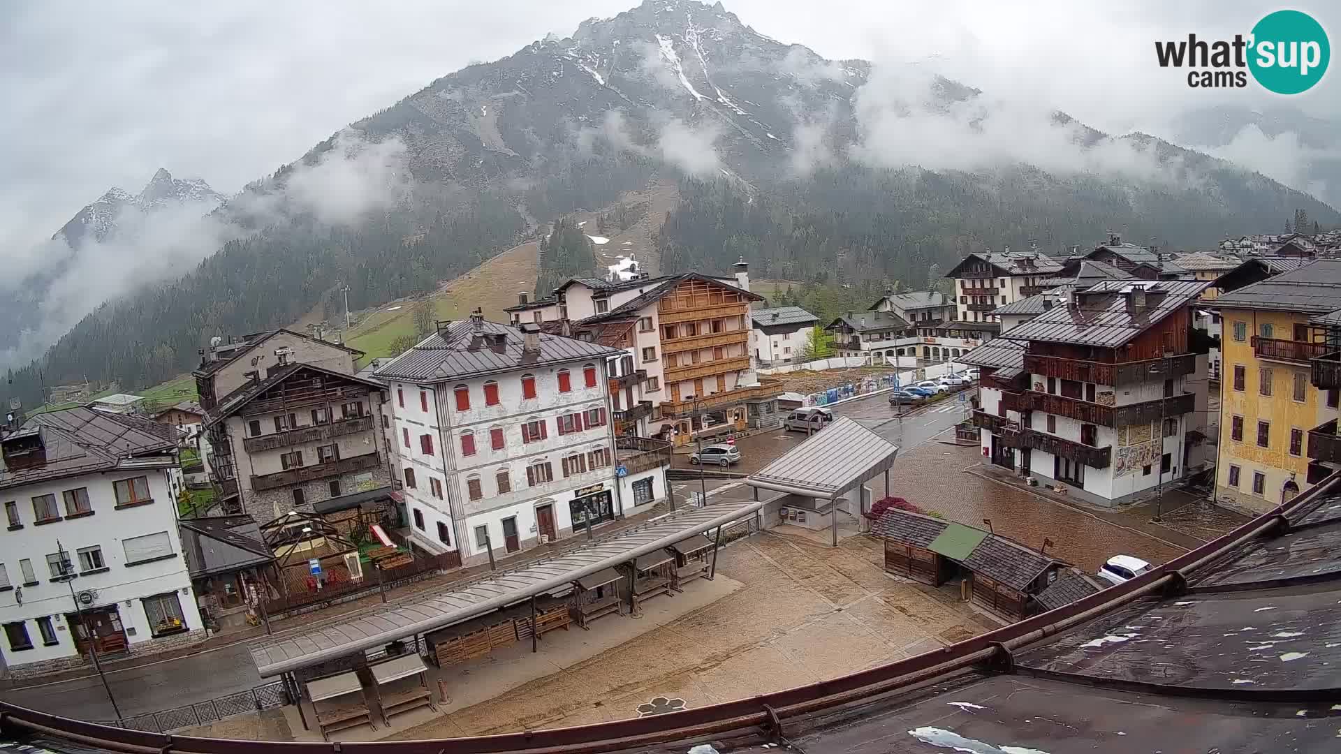 Hauptplatz von Forni di Sopra