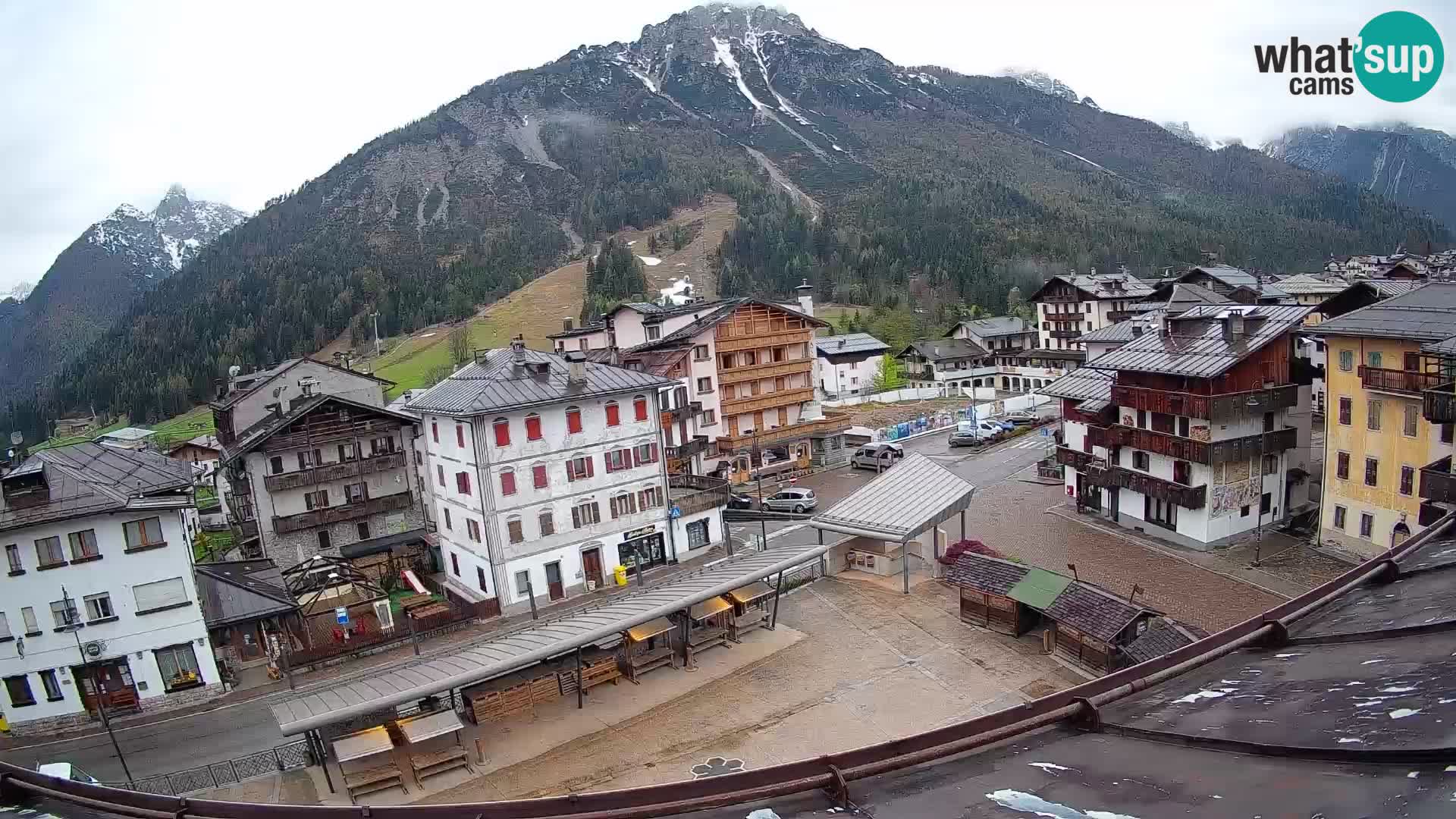 Hauptplatz von Forni di Sopra