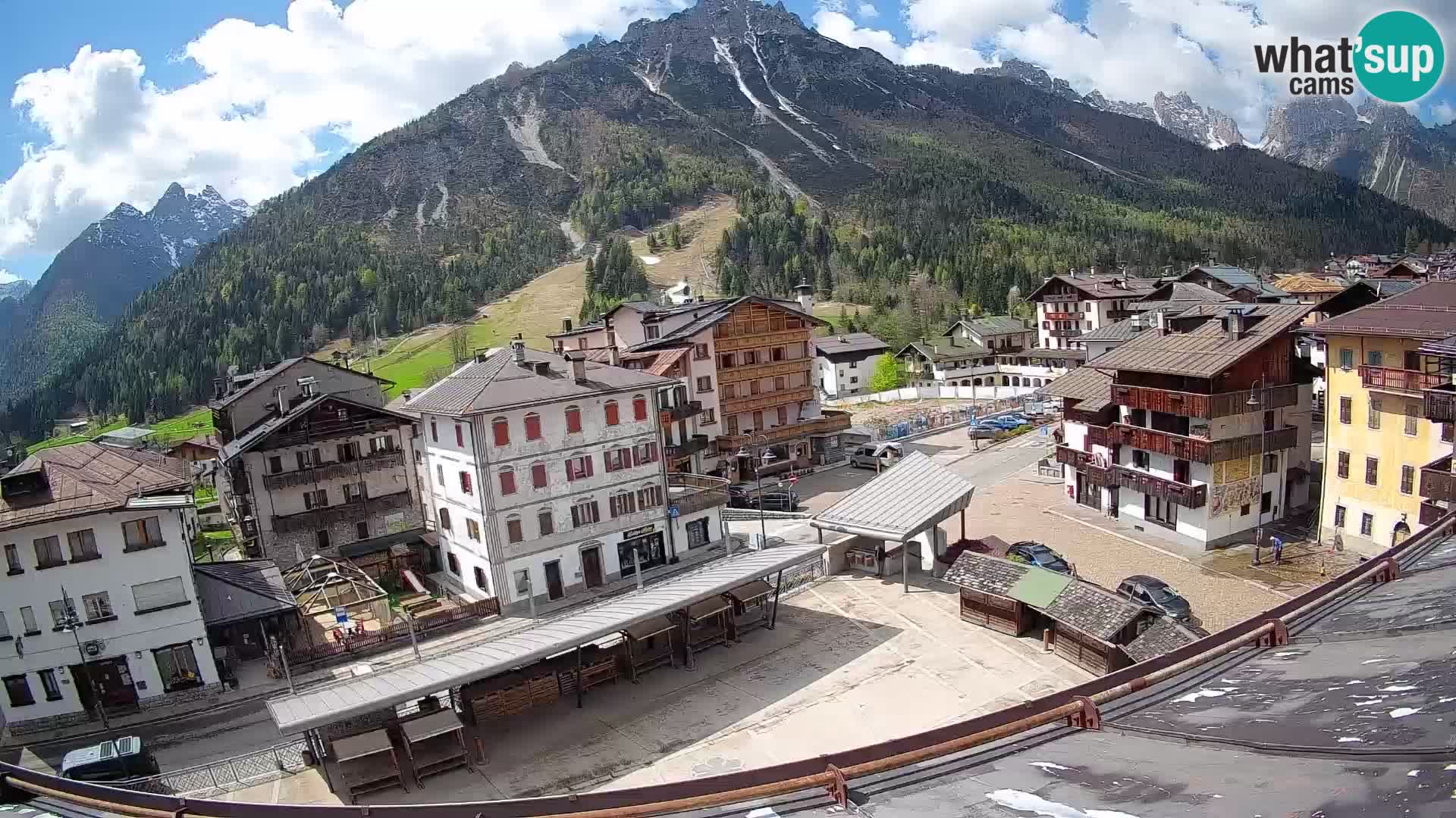 Hauptplatz von Forni di Sopra