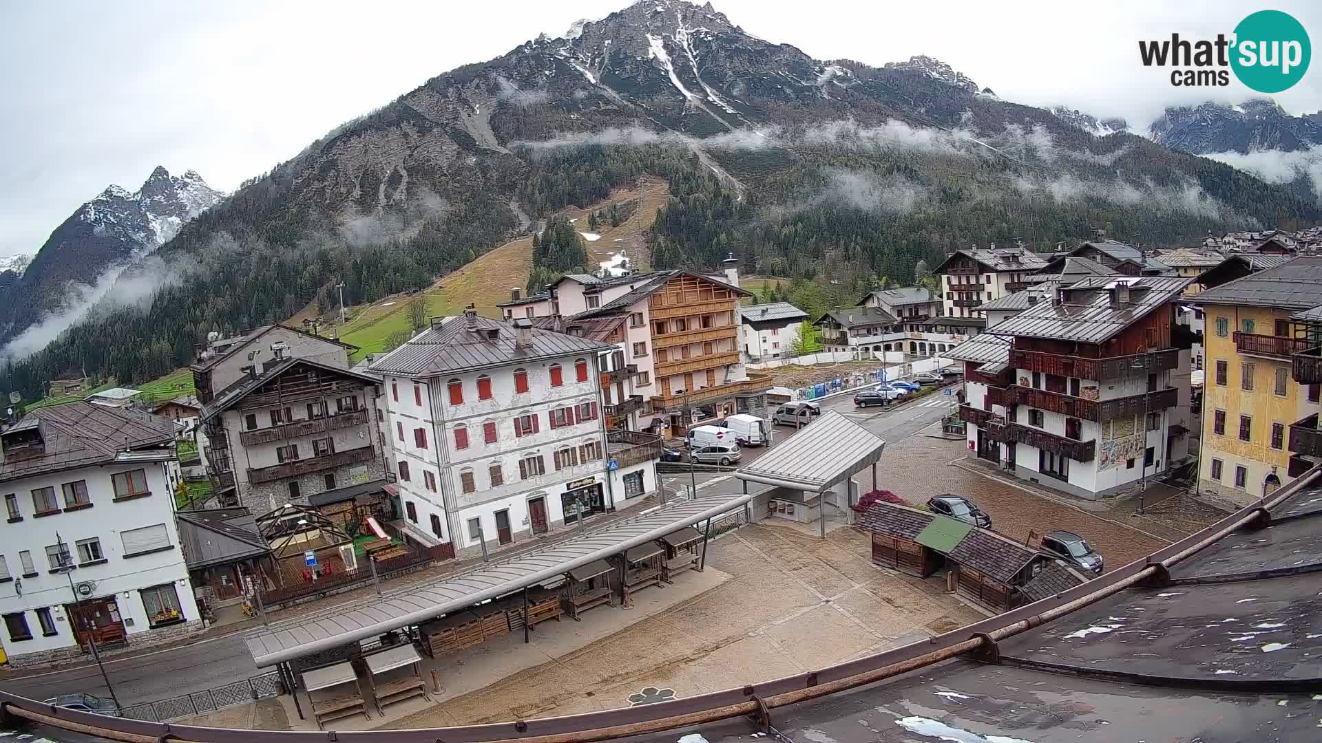 Hauptplatz von Forni di Sopra