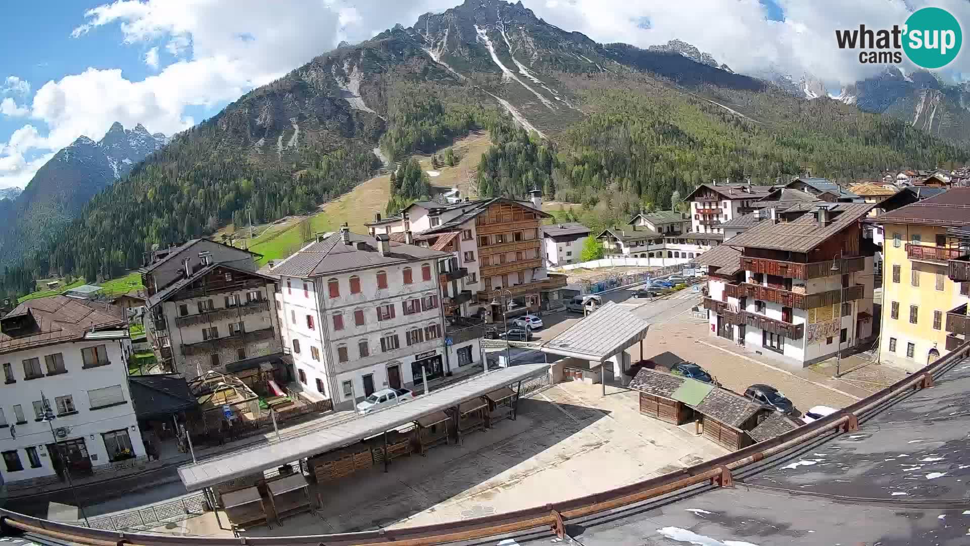 Hauptplatz von Forni di Sopra
