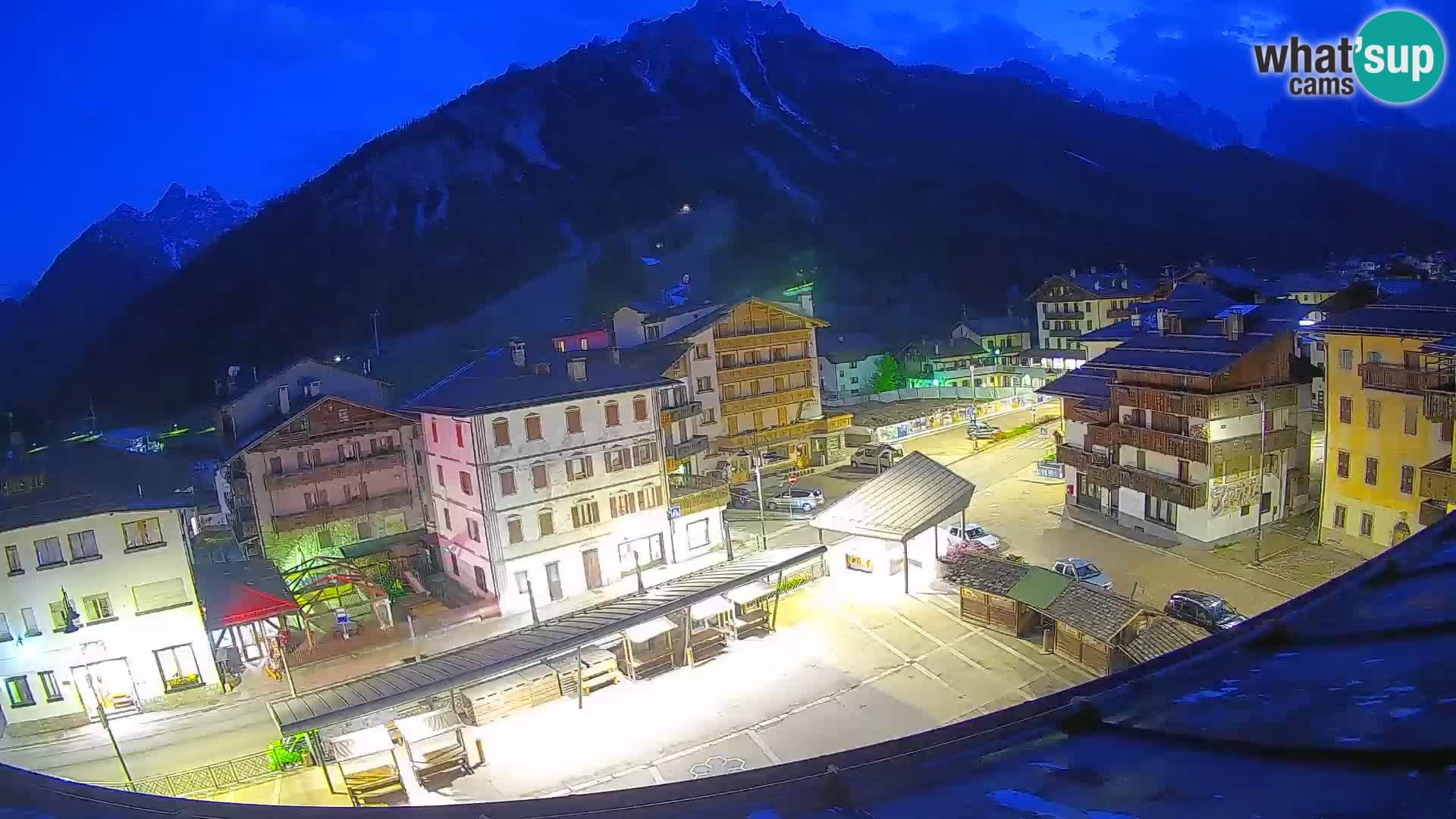 Hauptplatz von Forni di Sopra