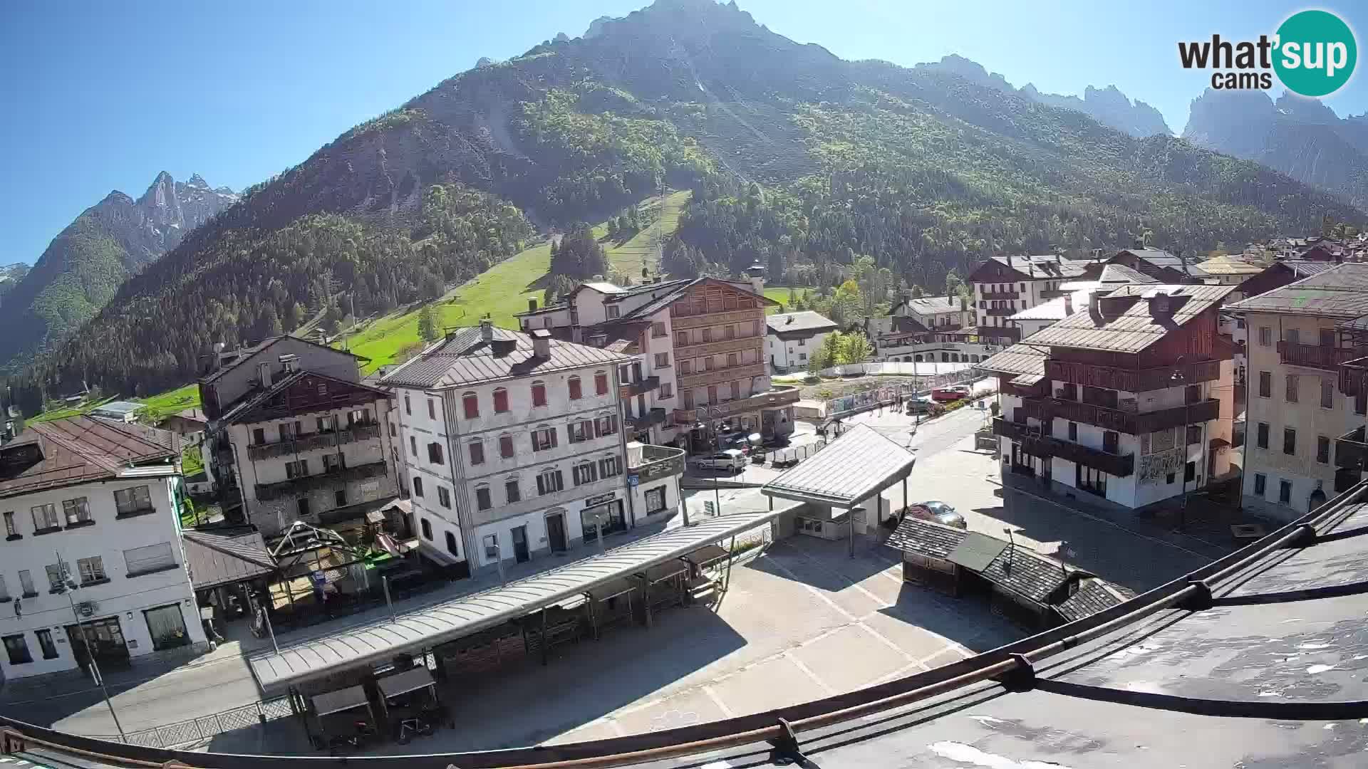 Hauptplatz von Forni di Sopra
