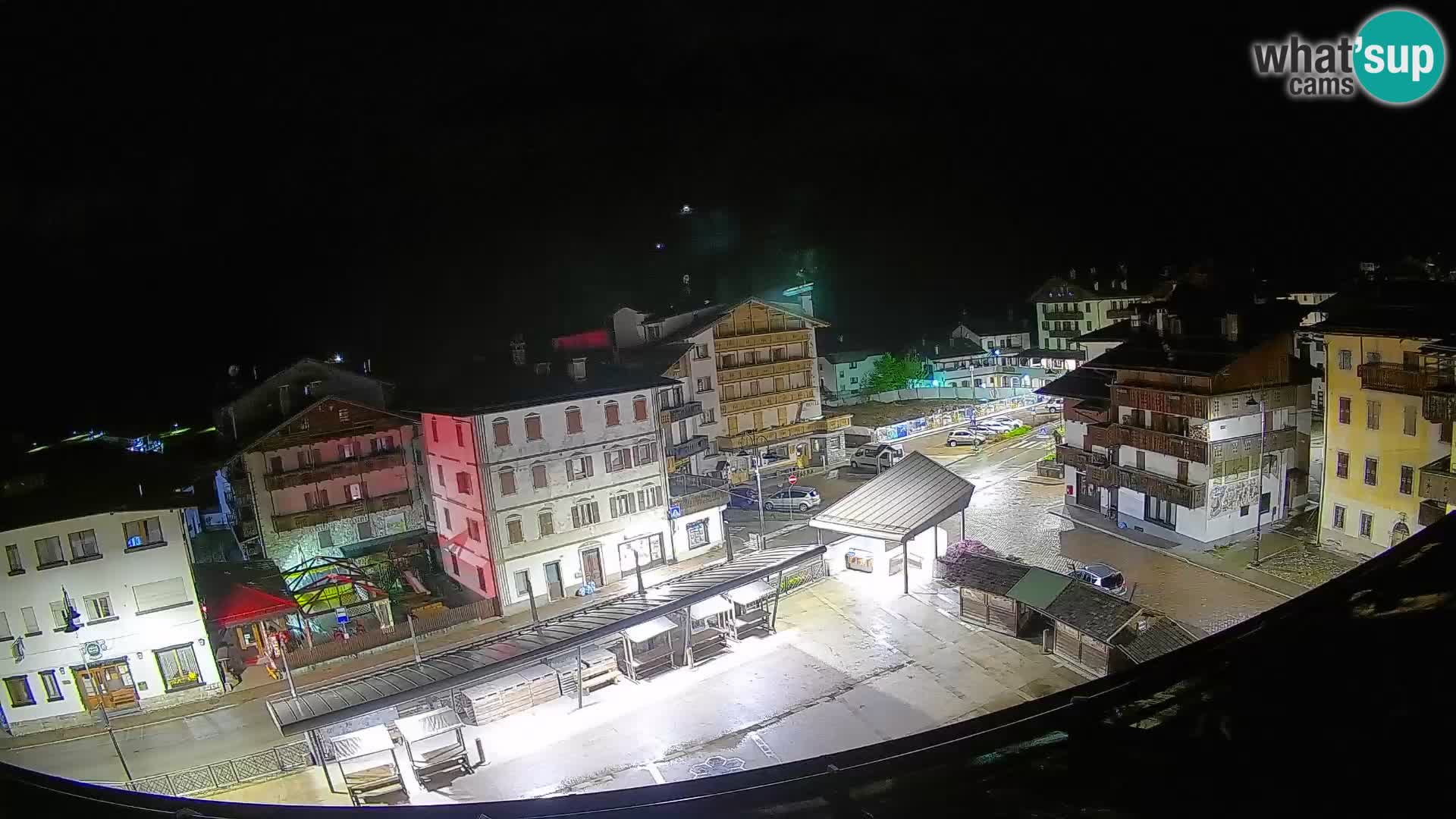 Plaza principal de Forni di Sopra