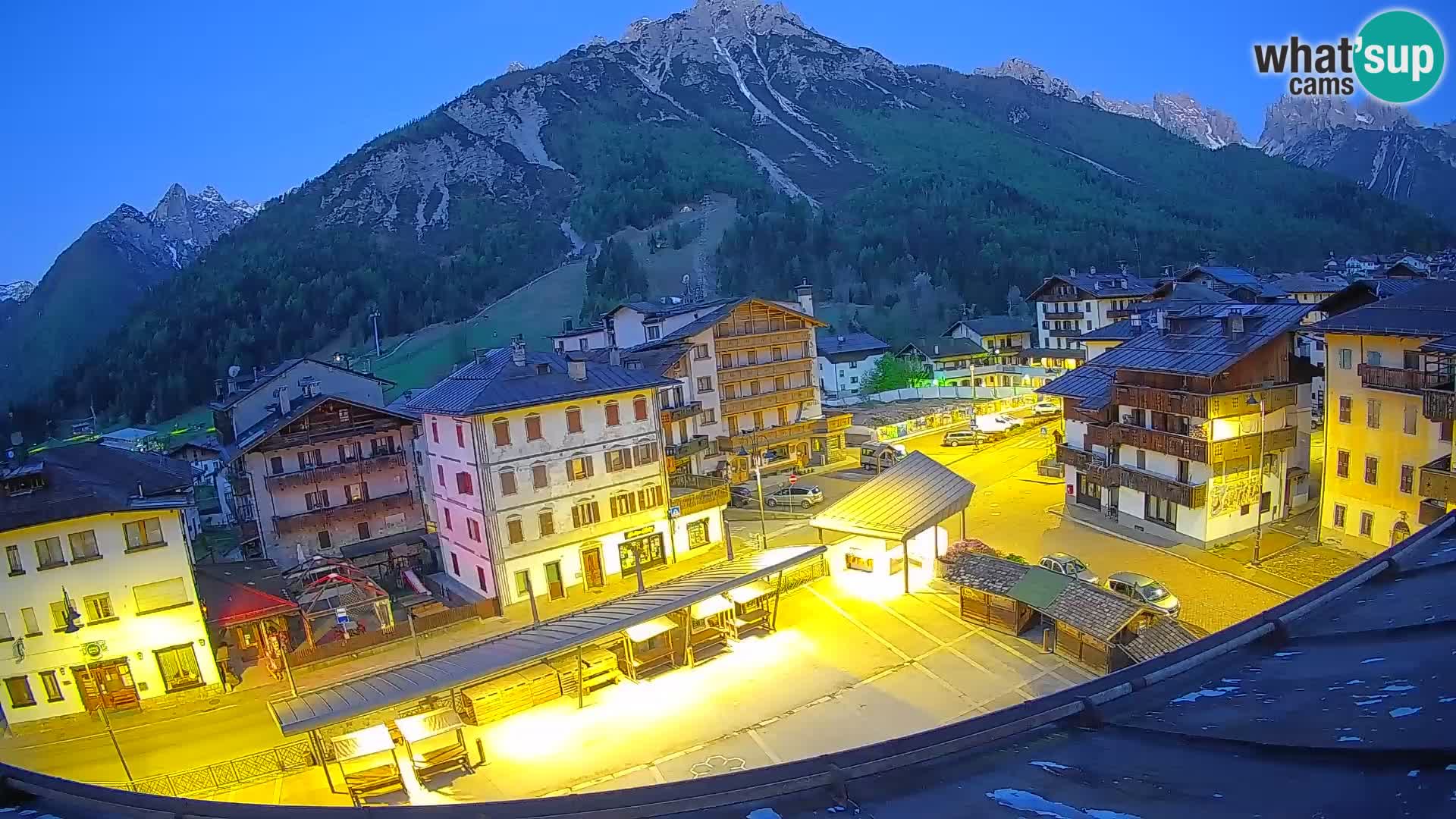 Hauptplatz von Forni di Sopra