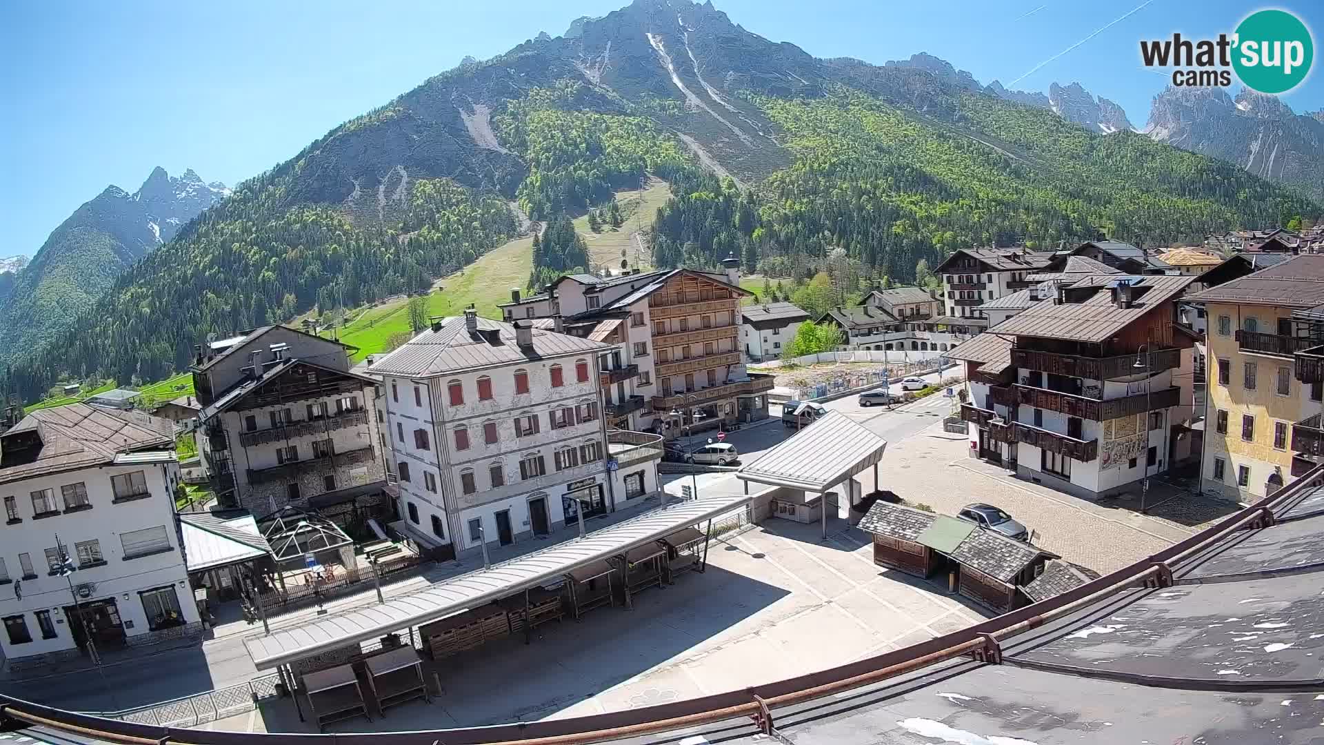 Hauptplatz von Forni di Sopra