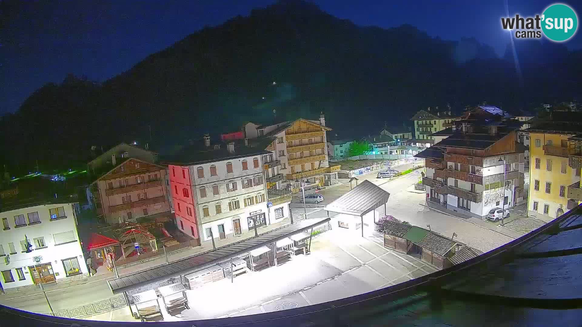 Hauptplatz von Forni di Sopra