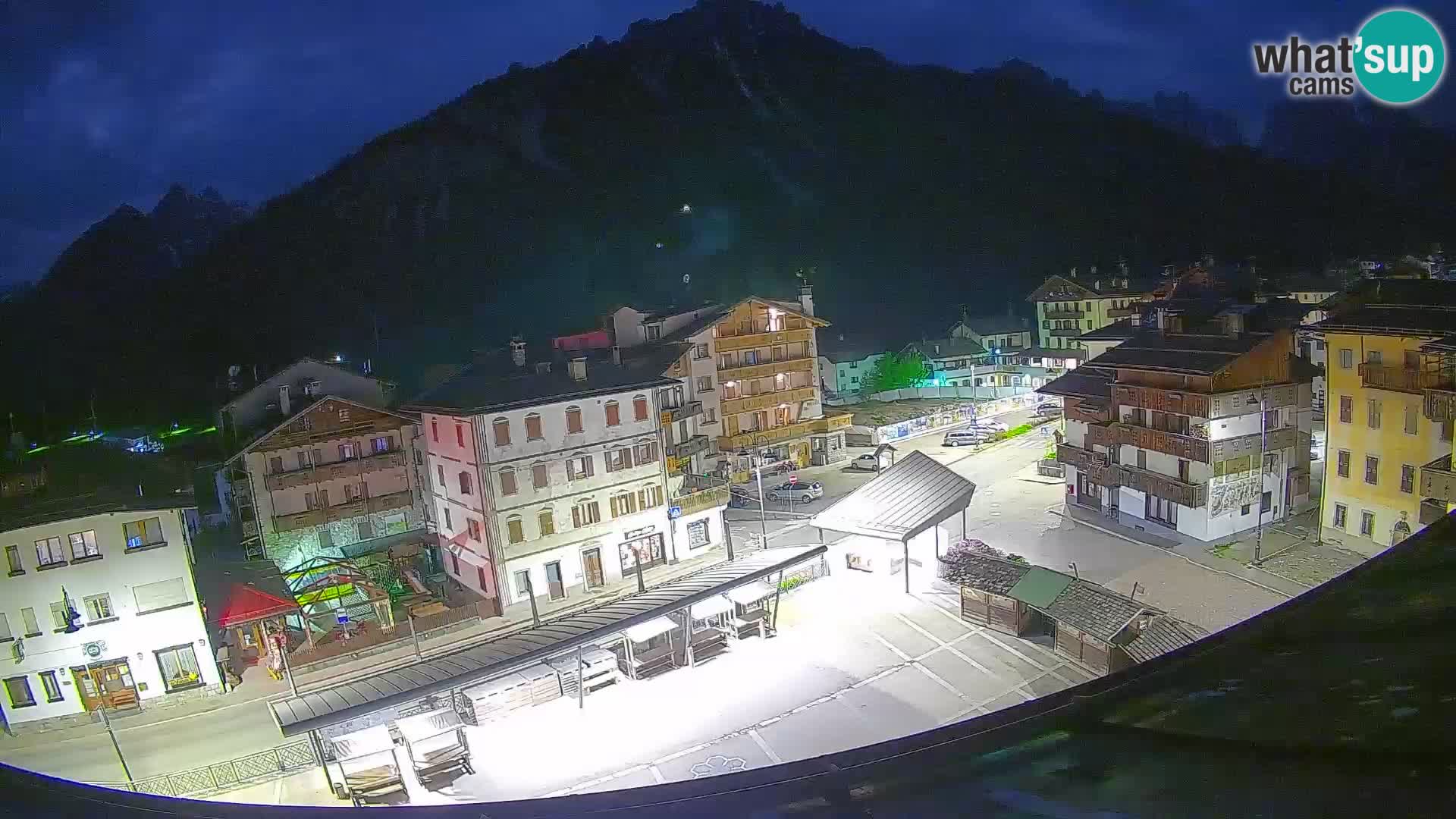 Hauptplatz von Forni di Sopra