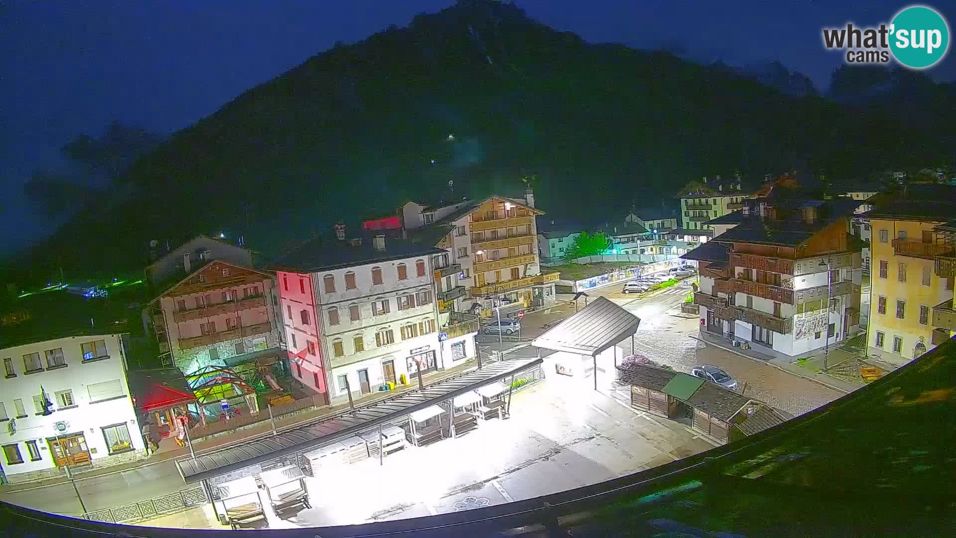 Hauptplatz von Forni di Sopra