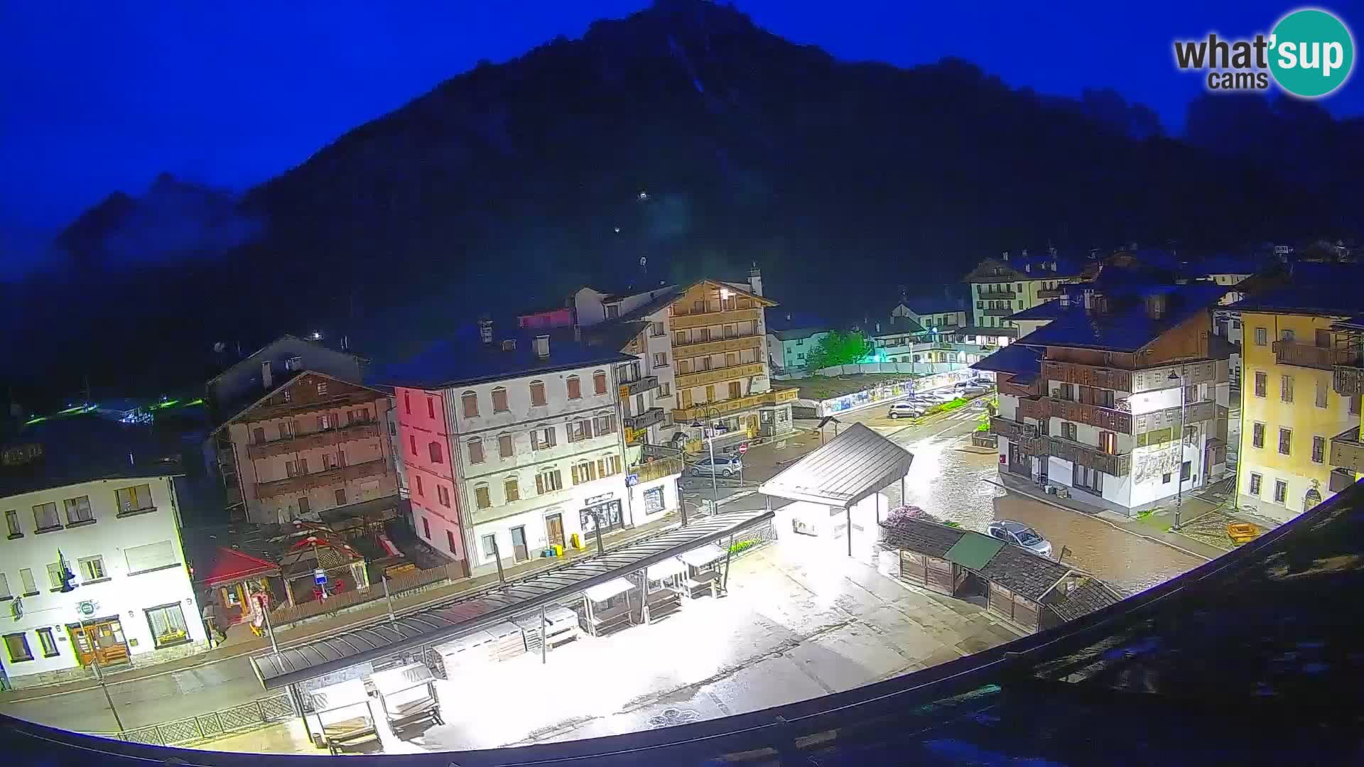 Hauptplatz von Forni di Sopra