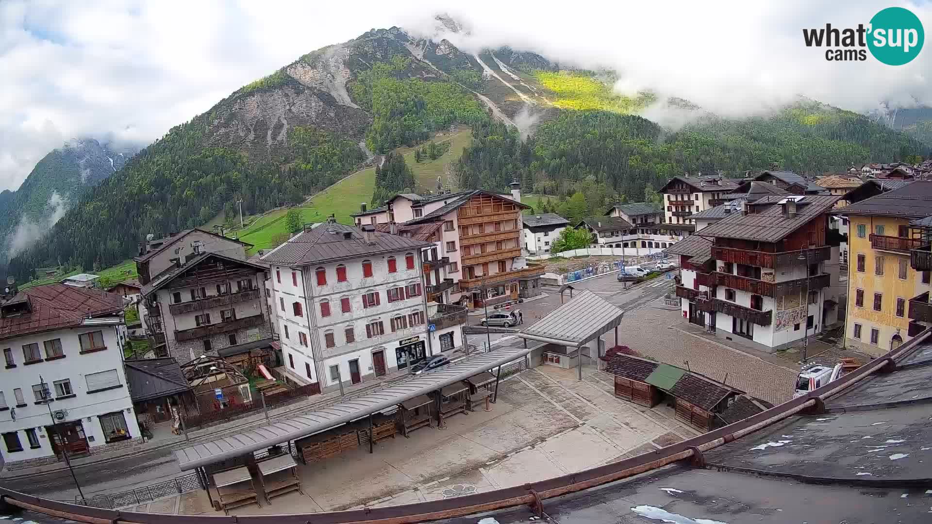 Hauptplatz von Forni di Sopra