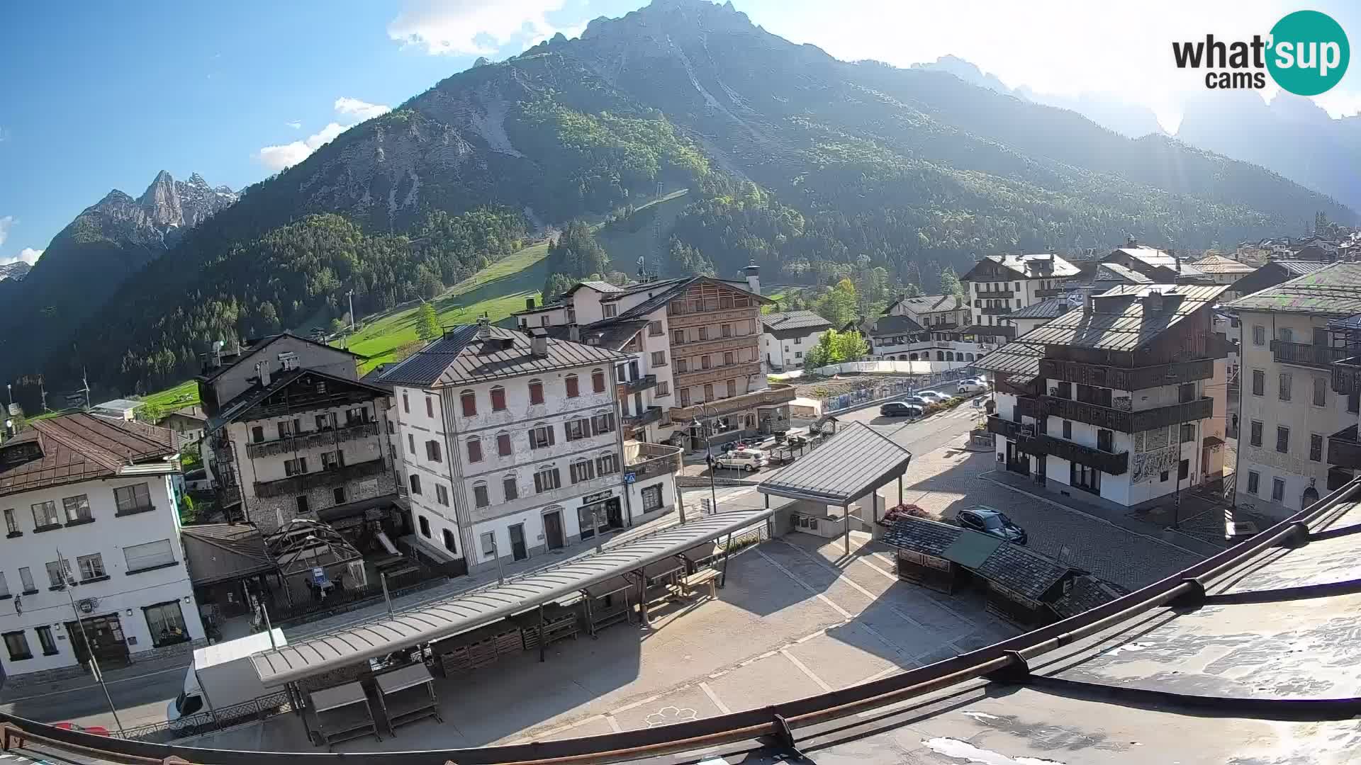 Hauptplatz von Forni di Sopra