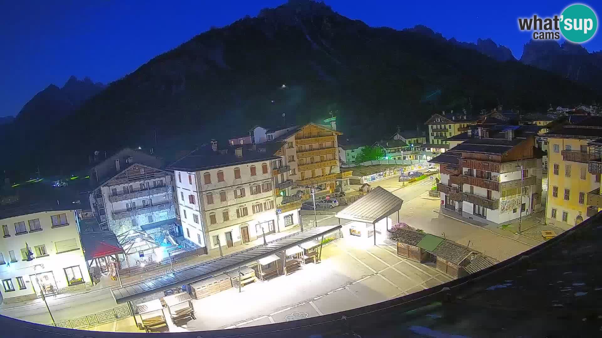 Hauptplatz von Forni di Sopra