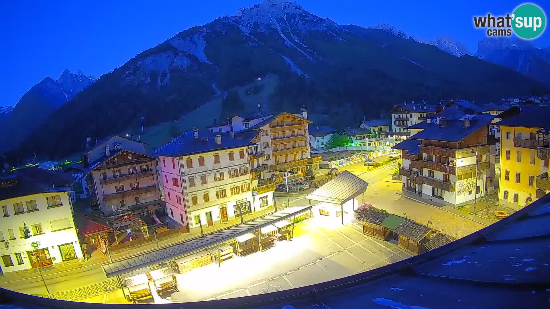 Hauptplatz von Forni di Sopra