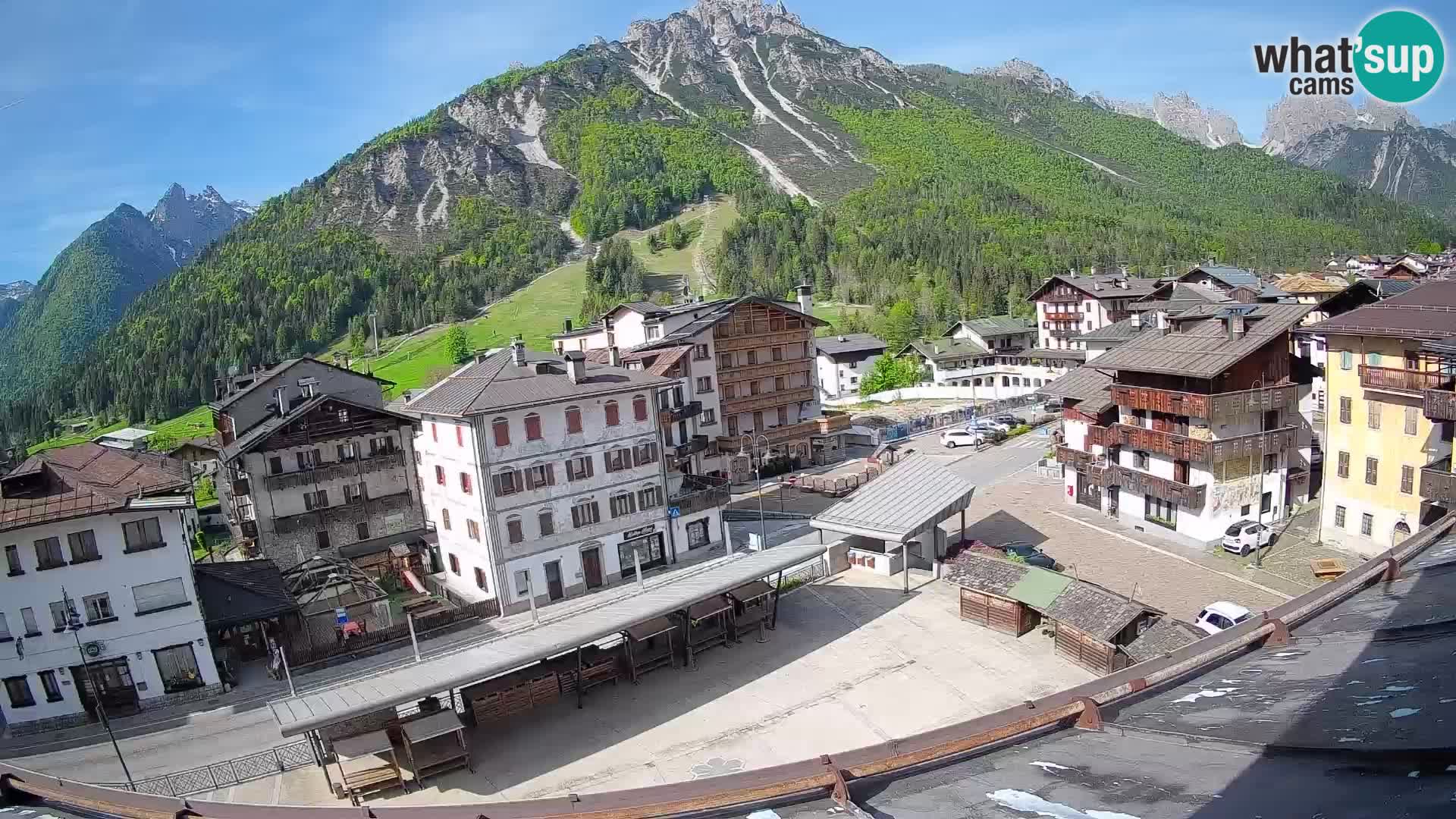 Hauptplatz von Forni di Sopra