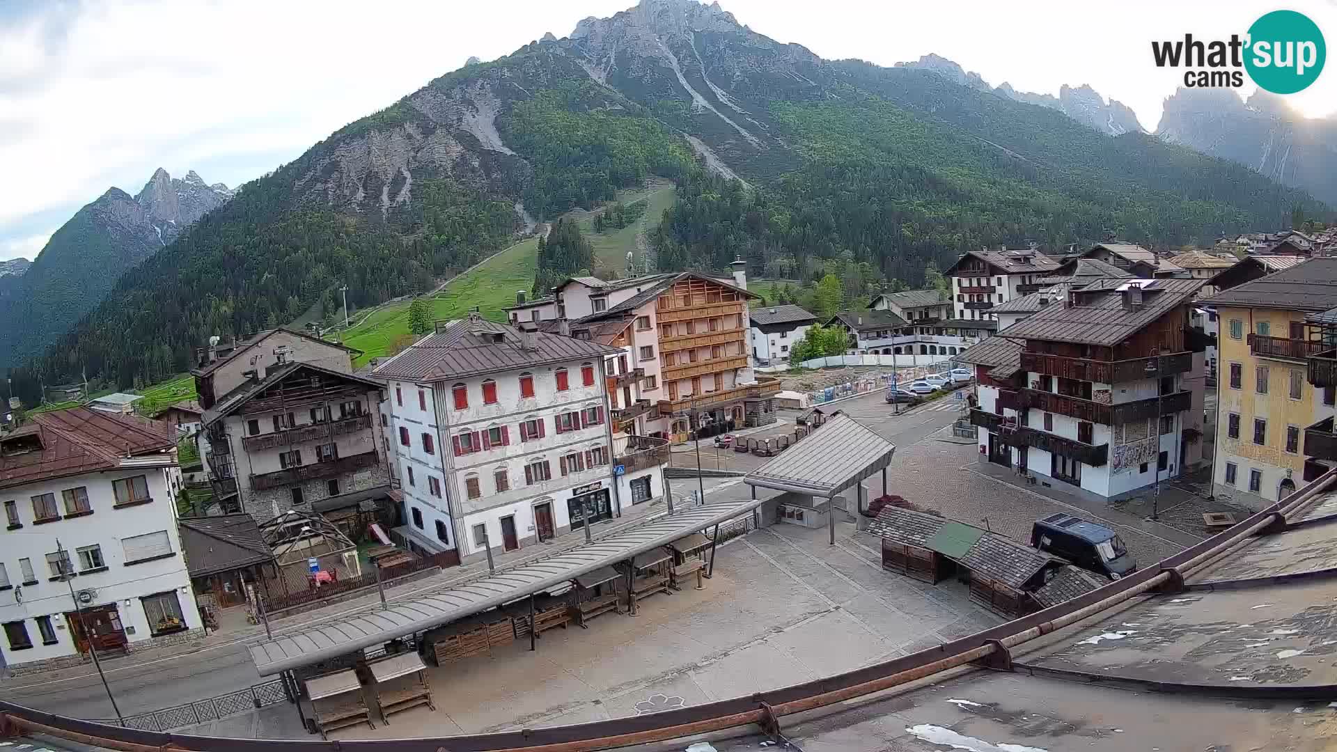 Hauptplatz von Forni di Sopra
