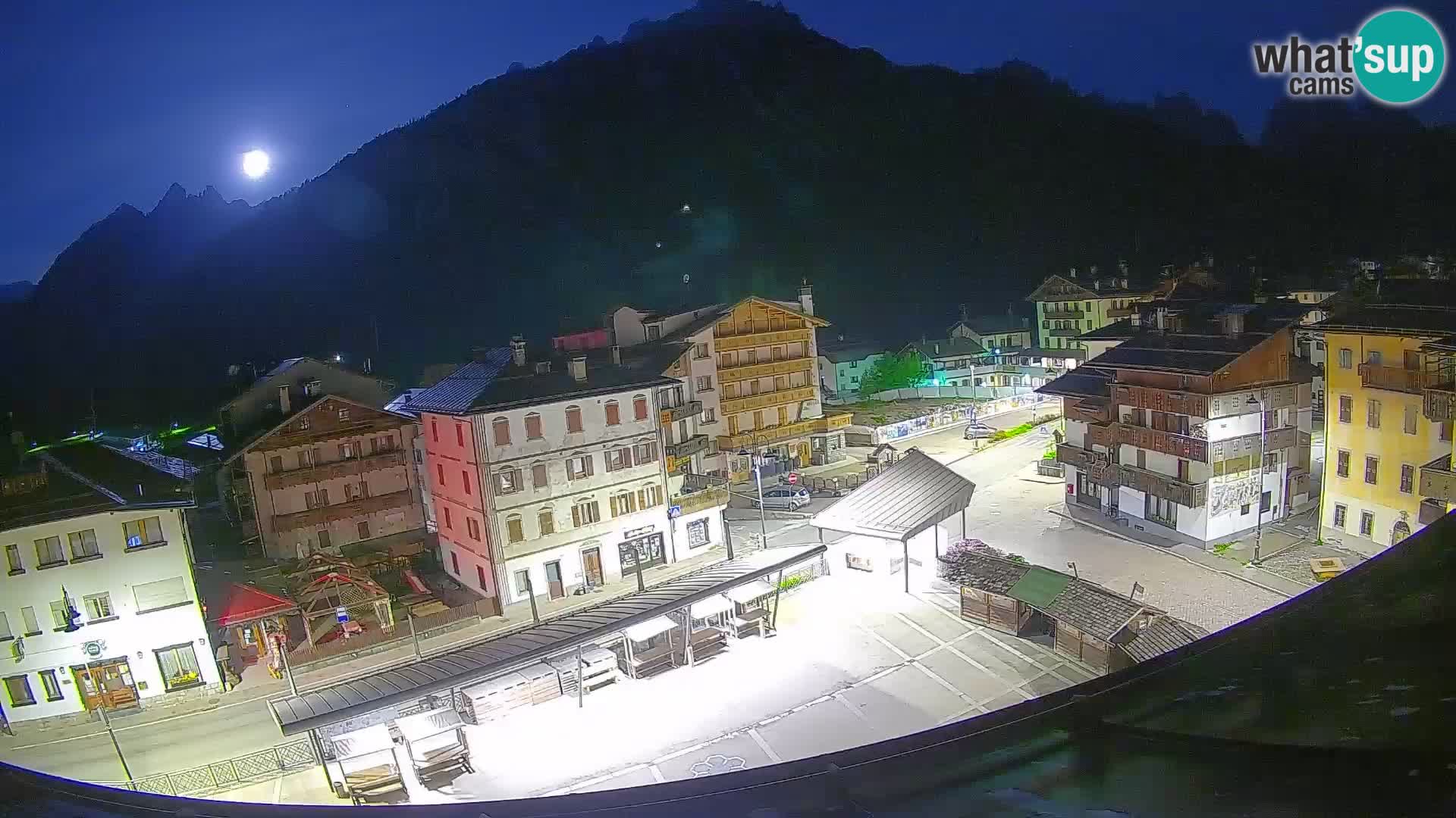 Hauptplatz von Forni di Sopra