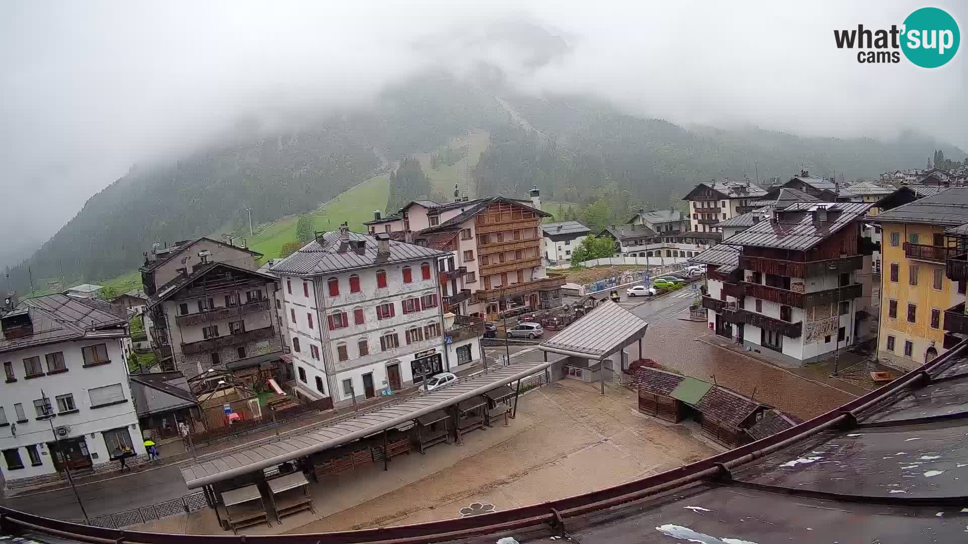 Hauptplatz von Forni di Sopra
