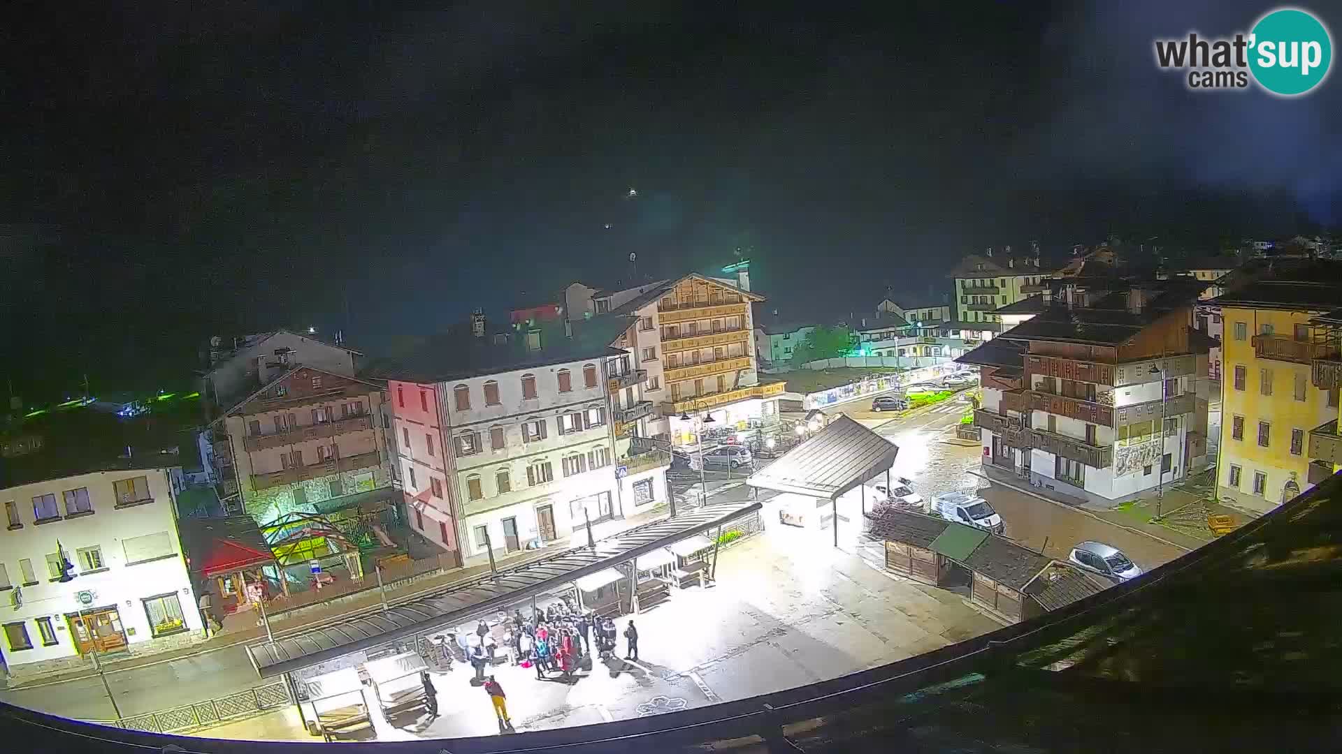 Plaza principal de Forni di Sopra