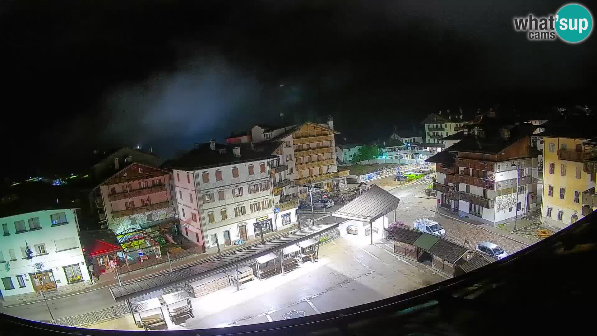 Hauptplatz von Forni di Sopra