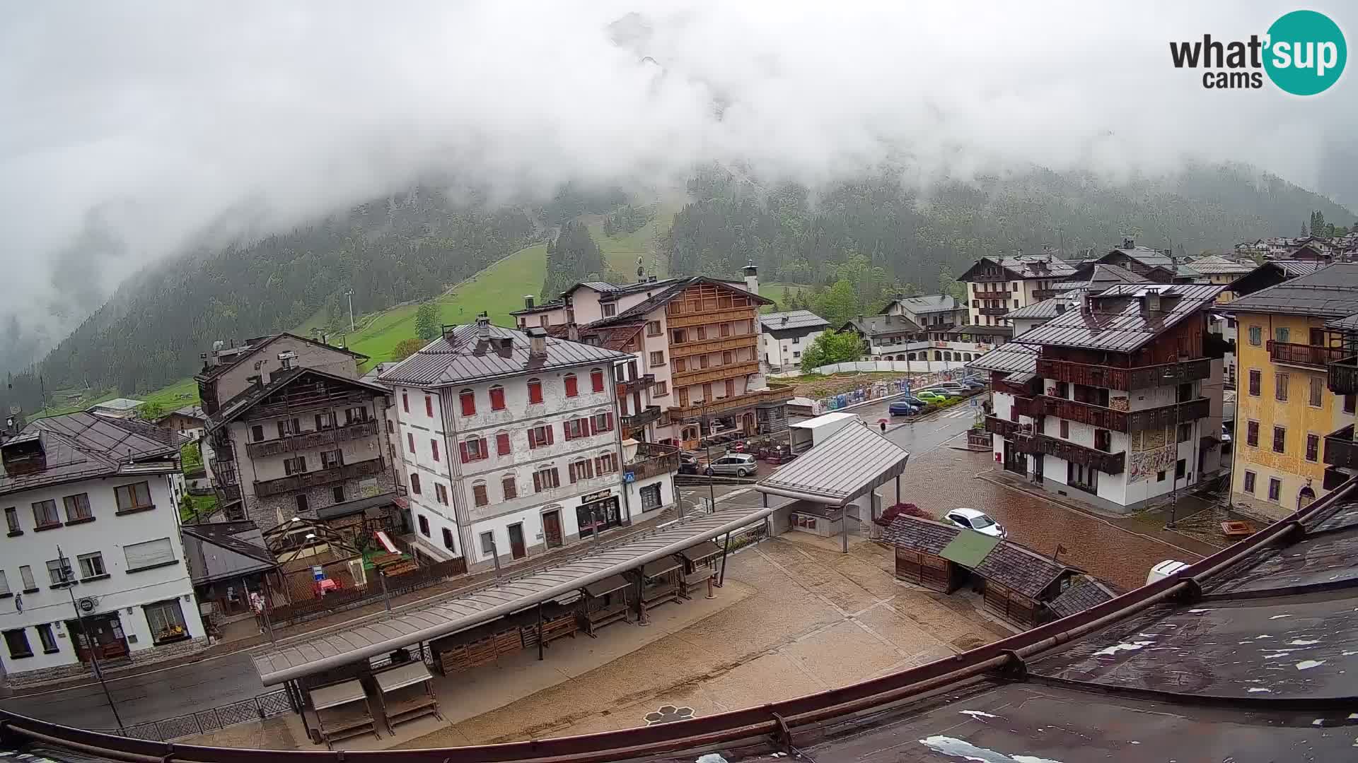 Hauptplatz von Forni di Sopra